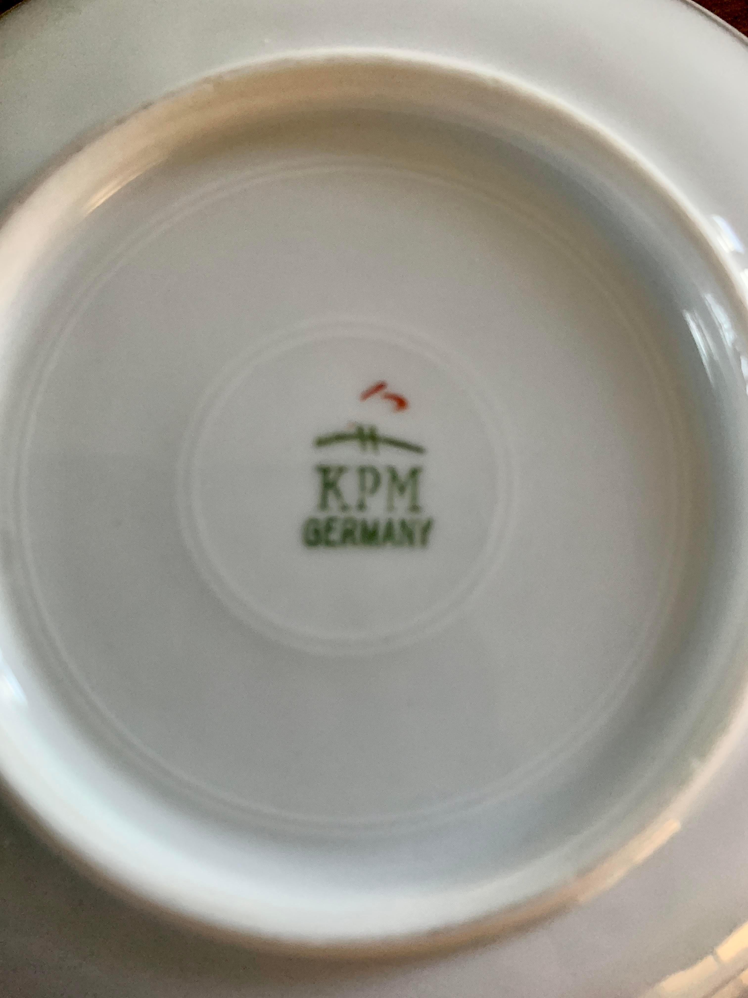 Porcelain Antique German Greek Key Rimmed Berry Bowls by Kpm, 1920s For Sale