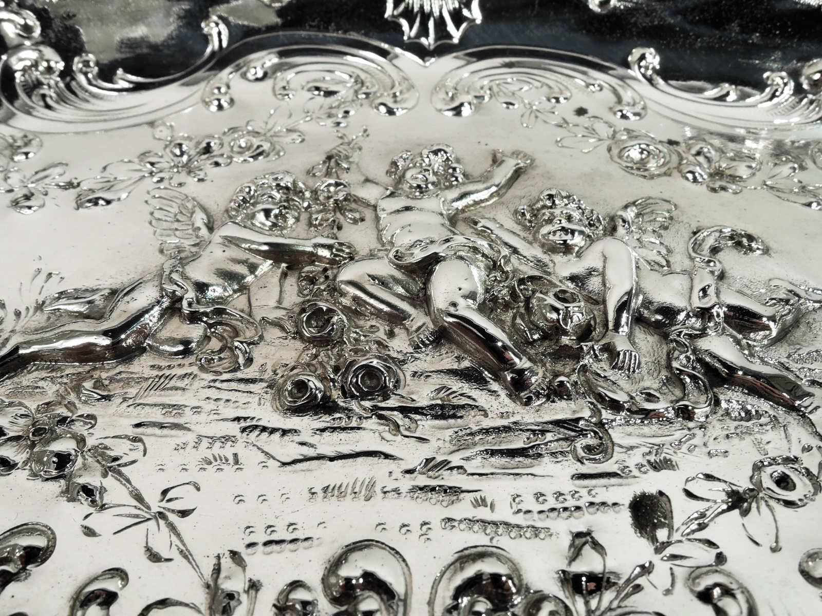 Antique German Hanau Rococo Silver Bowl with Cherub Frolics In Good Condition For Sale In New York, NY