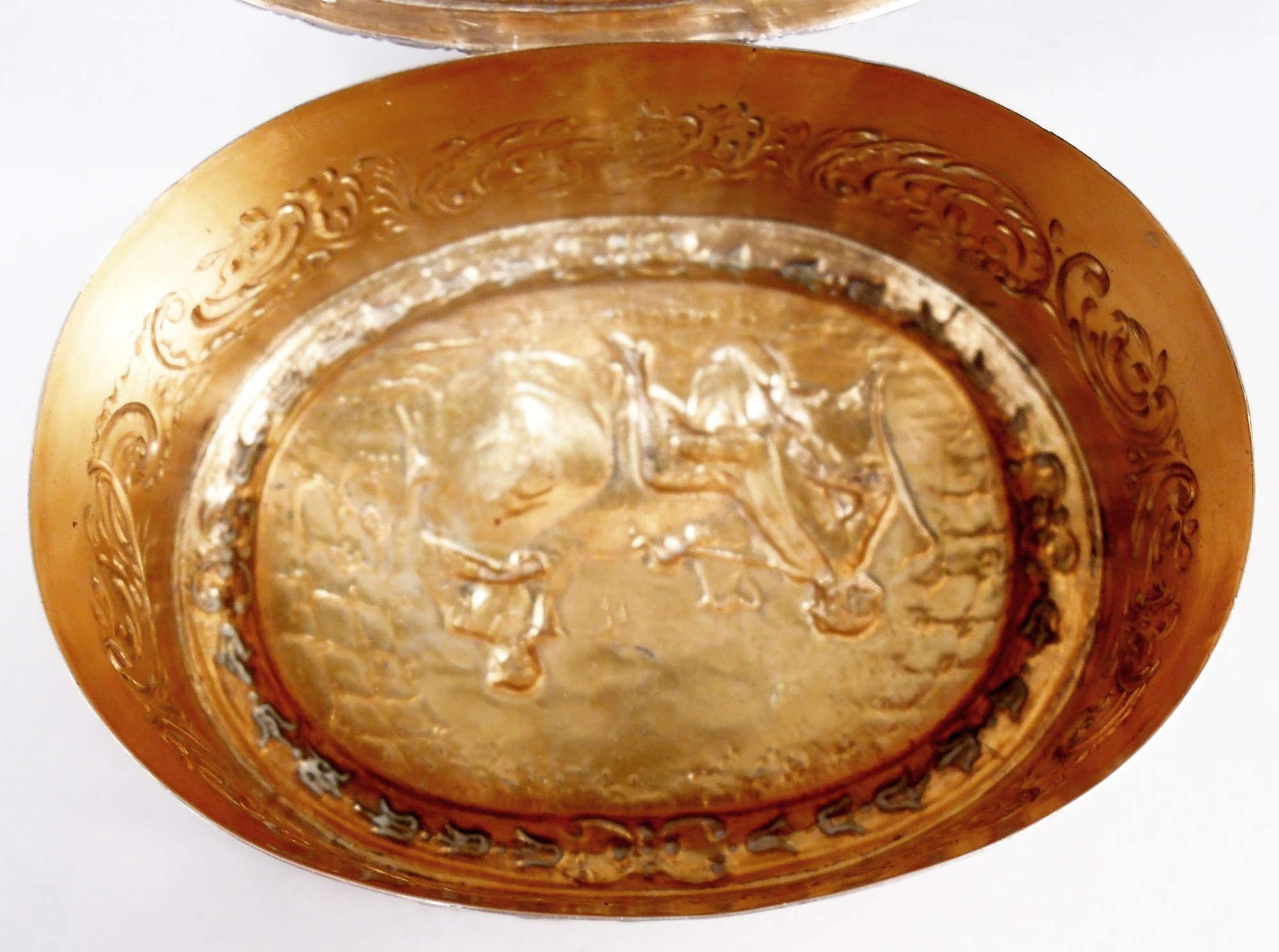 Antica scatola d'argento rococò tedesca di Hanau in vendita 1