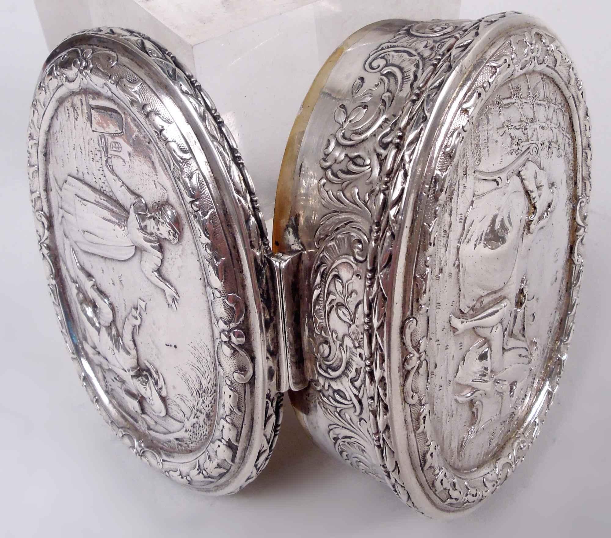 Antica scatola d'argento rococò tedesca di Hanau in vendita 2