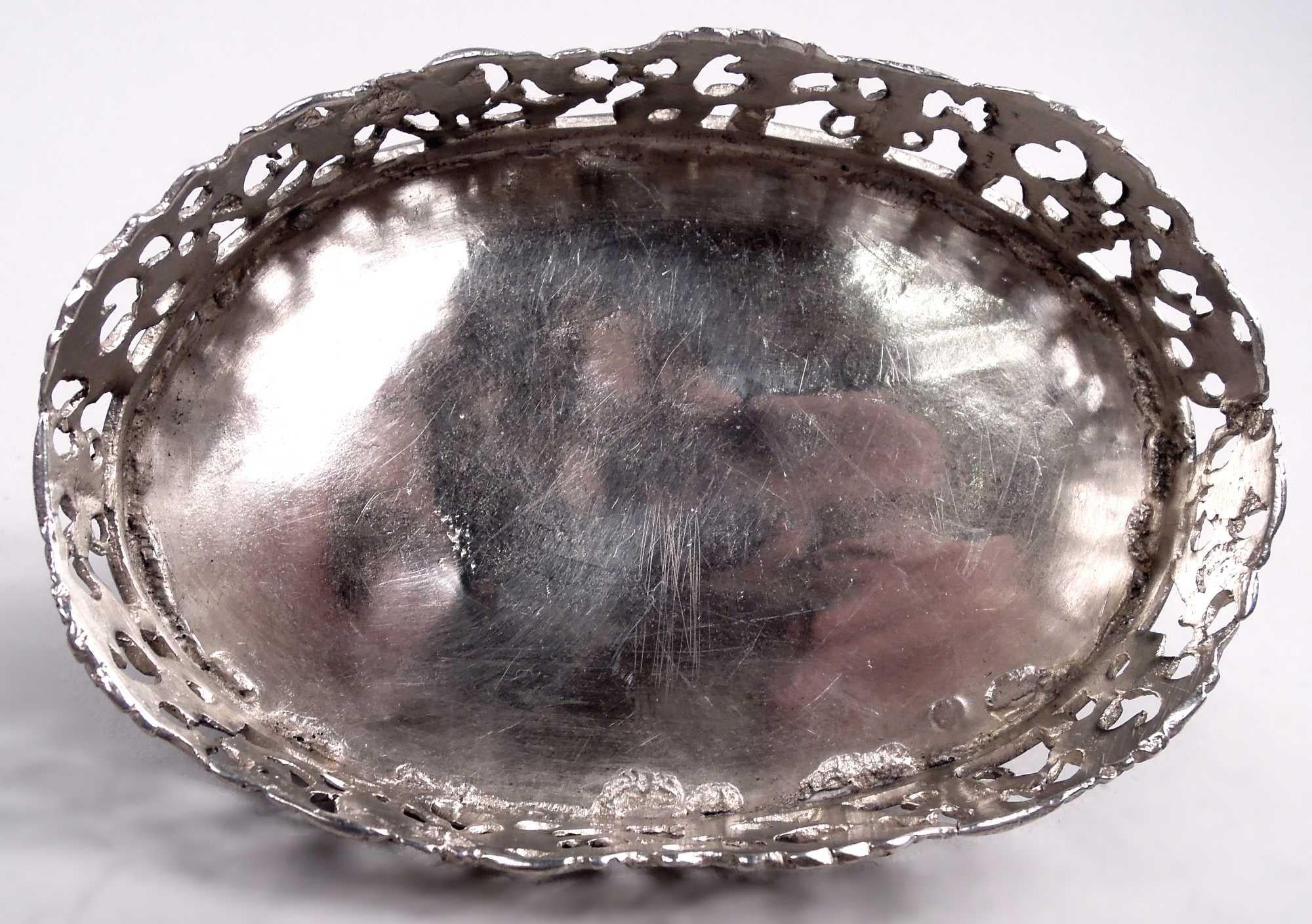 Antico sale aperto tedesco Hanau rococò in argento con slitta trainata da cavalli in vendita 1