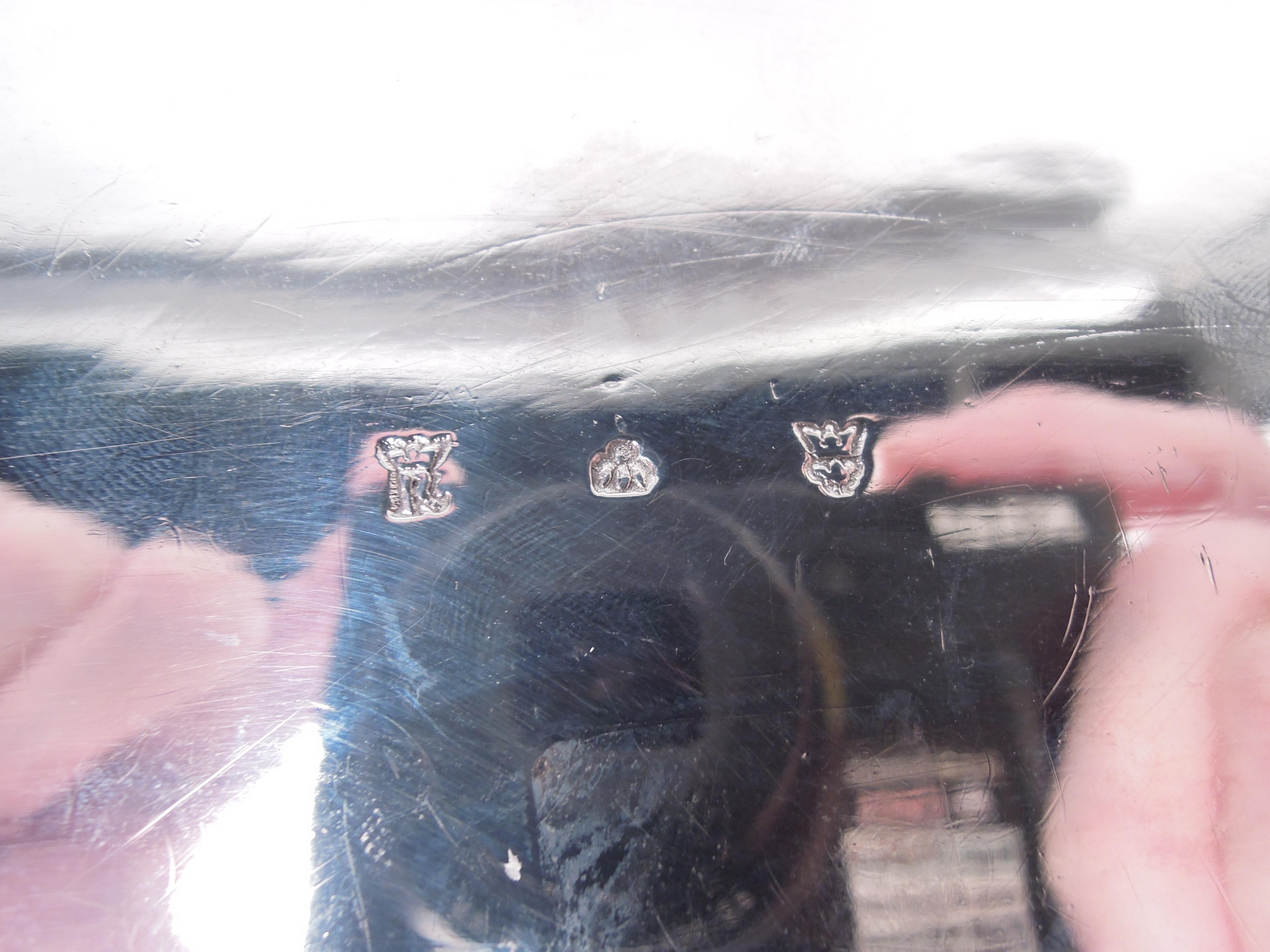 Antica scatola d'argento tedesca di Hanau con scene di idillio rustico in vendita 1