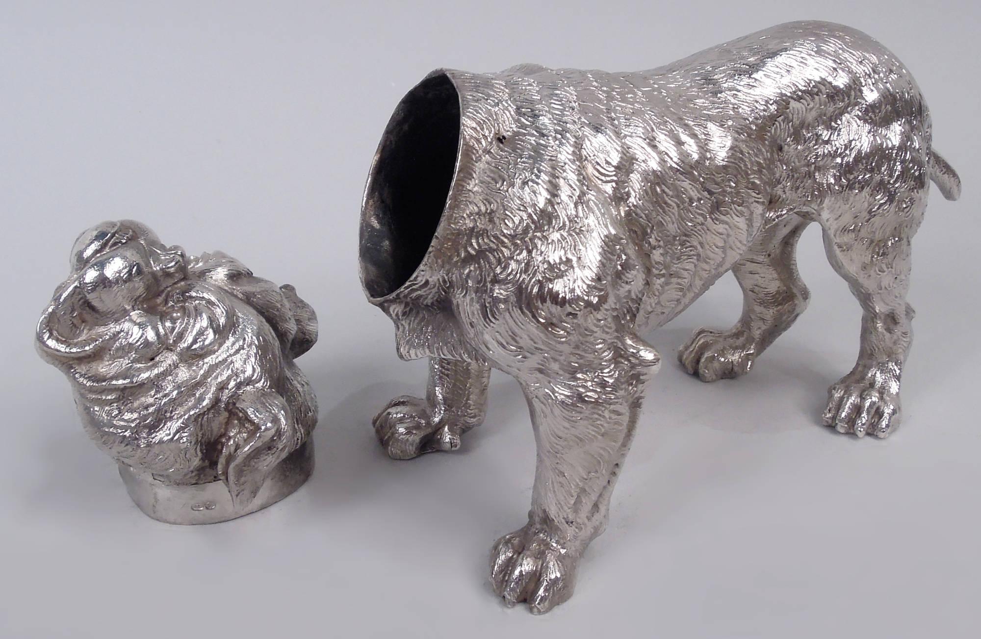 XX secolo Antica cassaforte per fiammiferi tedesca Hanau Silver Figural Bulldog in vendita