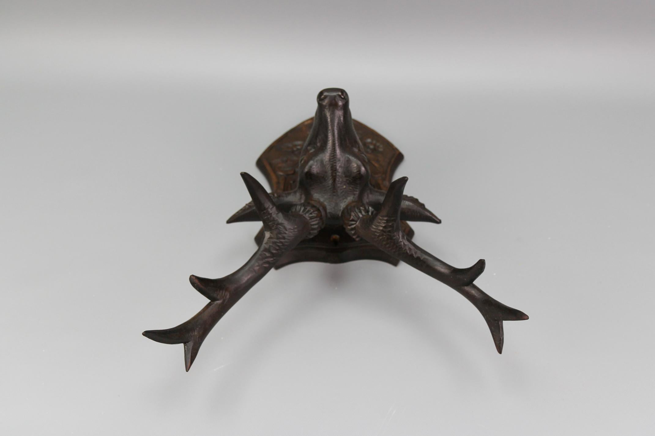 Antique German Hand Carved Wooden Deer Head with Glass Eyes, ca. 1920 For Sale 6