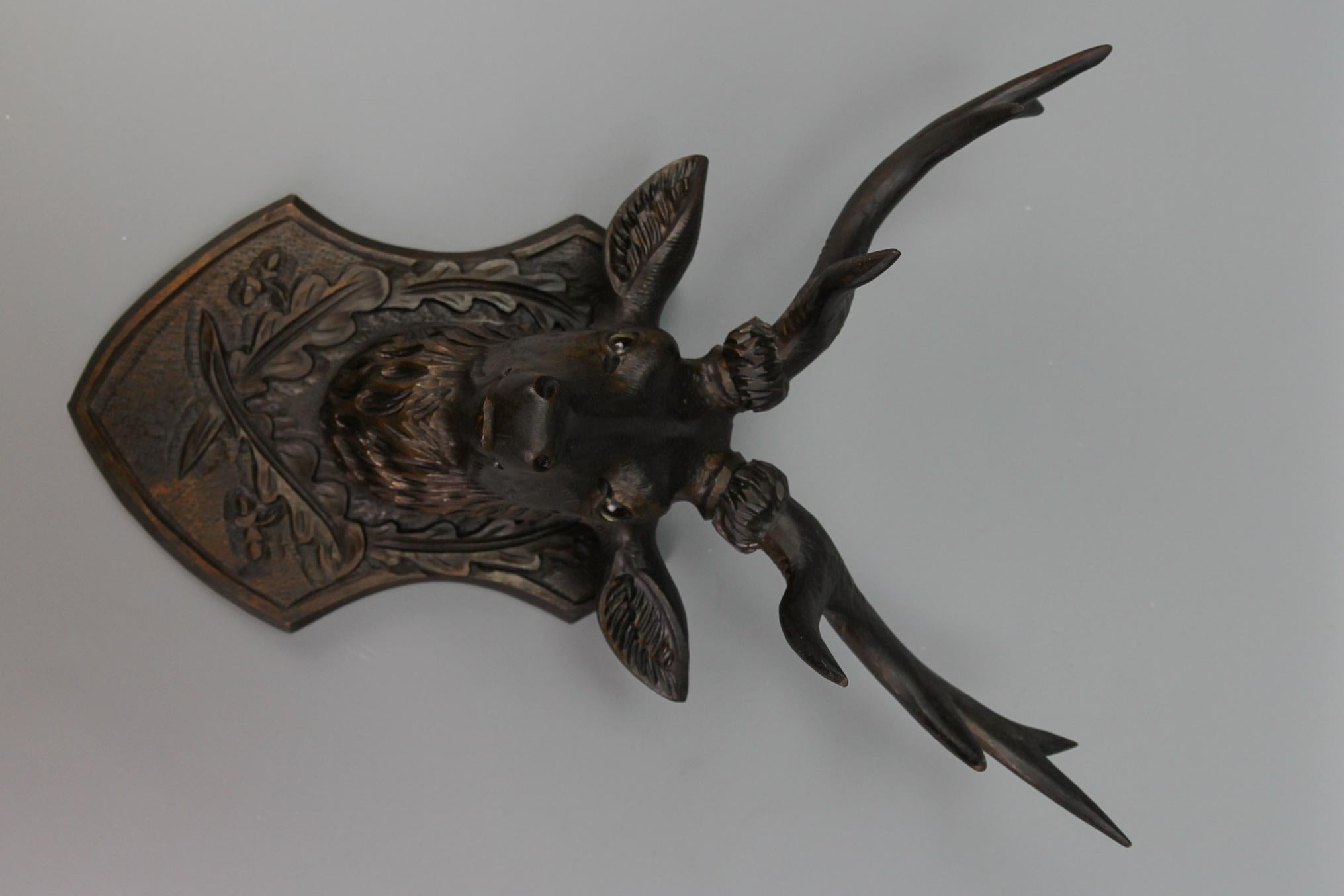 Antique German Hand Carved Wooden Deer Head with Glass Eyes, ca. 1920 For Sale 10