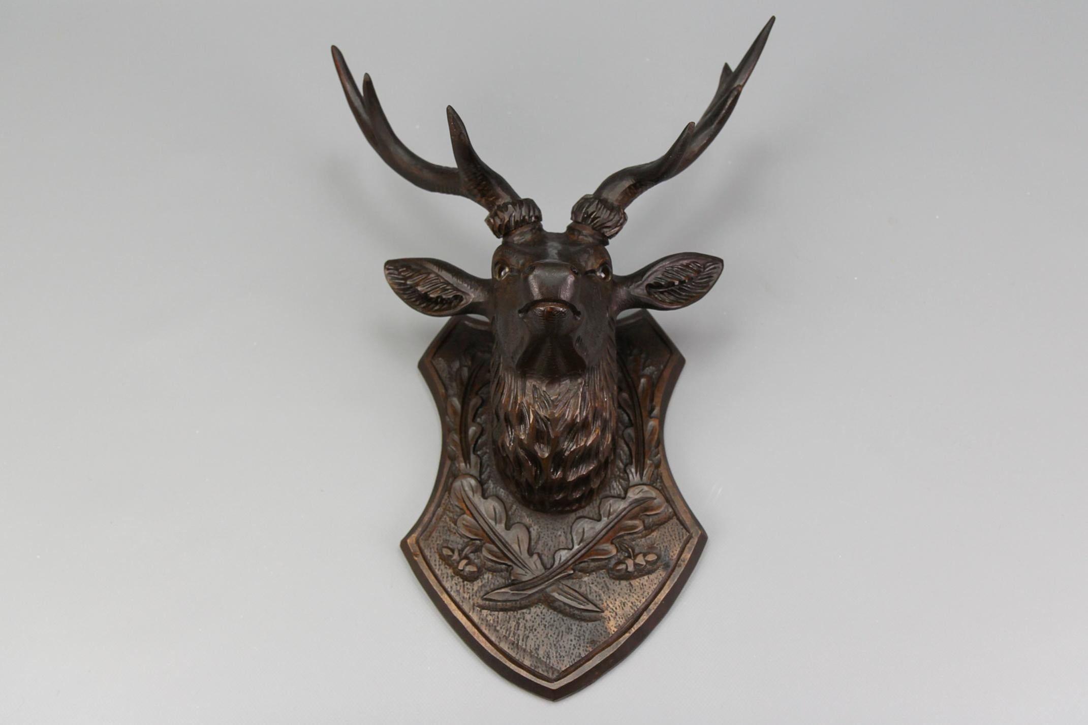 Antique German Hand Carved Wooden Deer Head with Glass Eyes, ca. 1920 For Sale 11