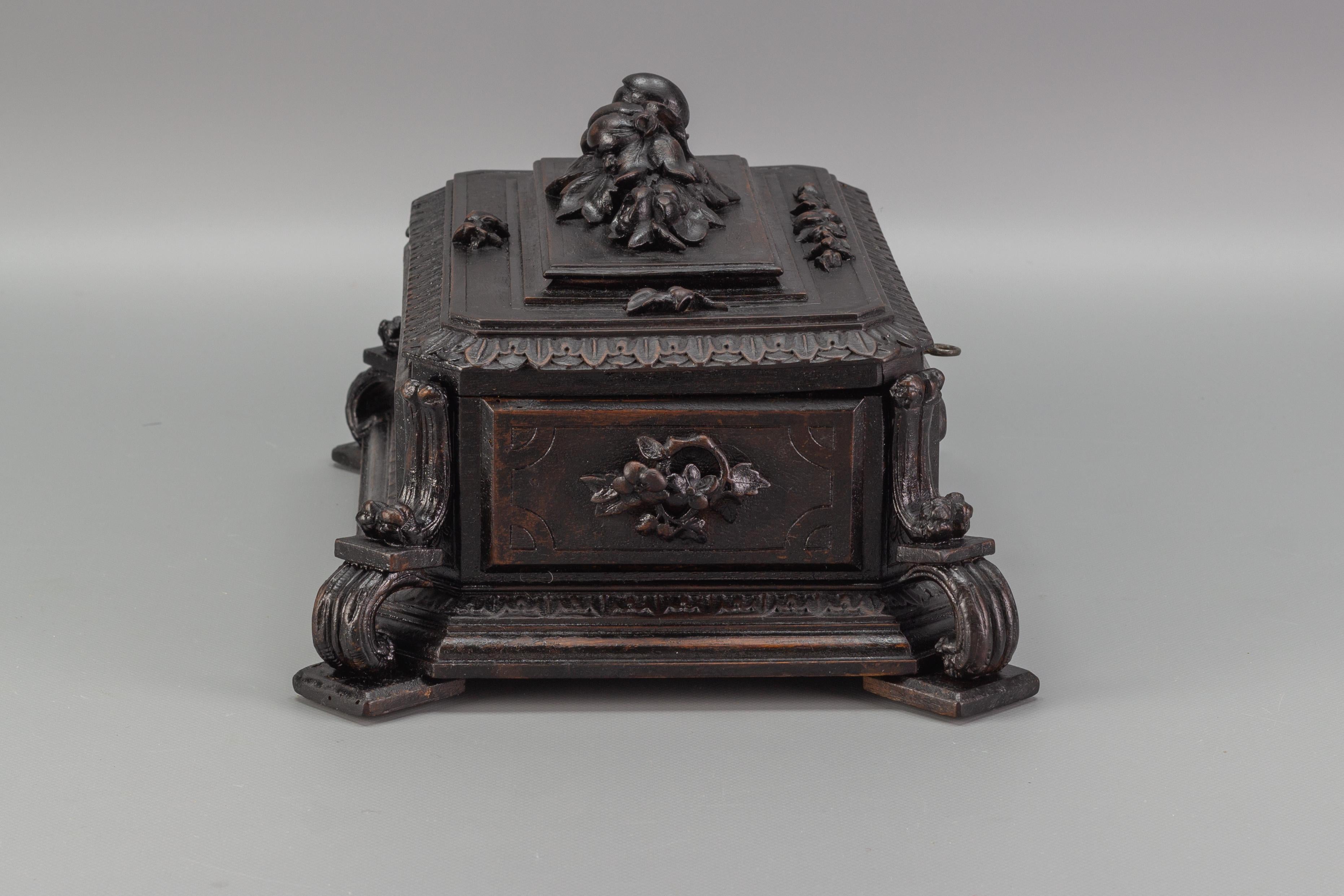Hand-Carved Antique German Hand Carved Wooden Jewelry Box, Early 20th Century