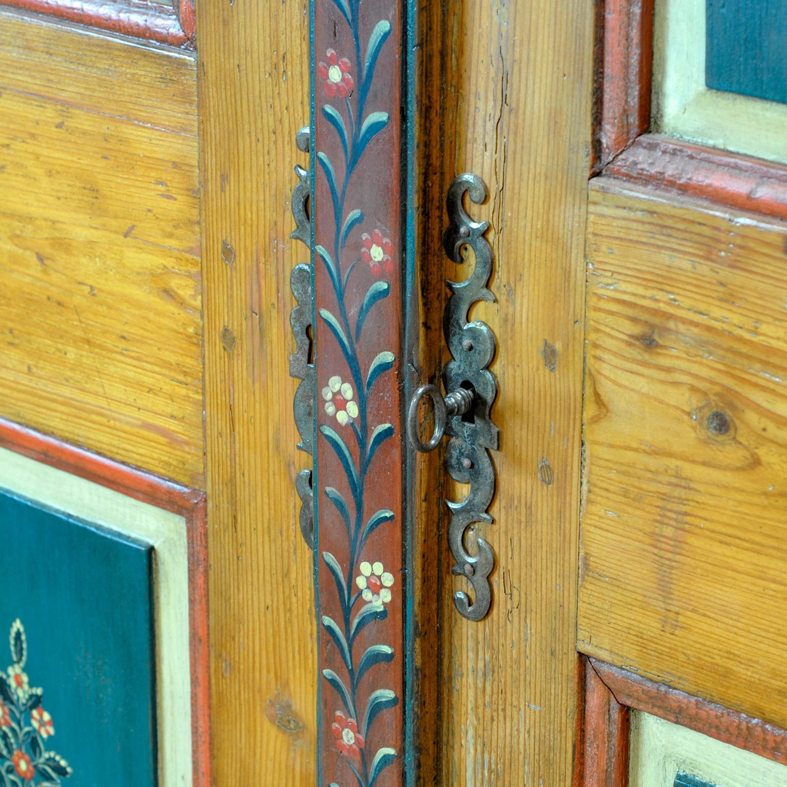 Antique German Hand Painted Cabinet, circa 1850 For Sale 1