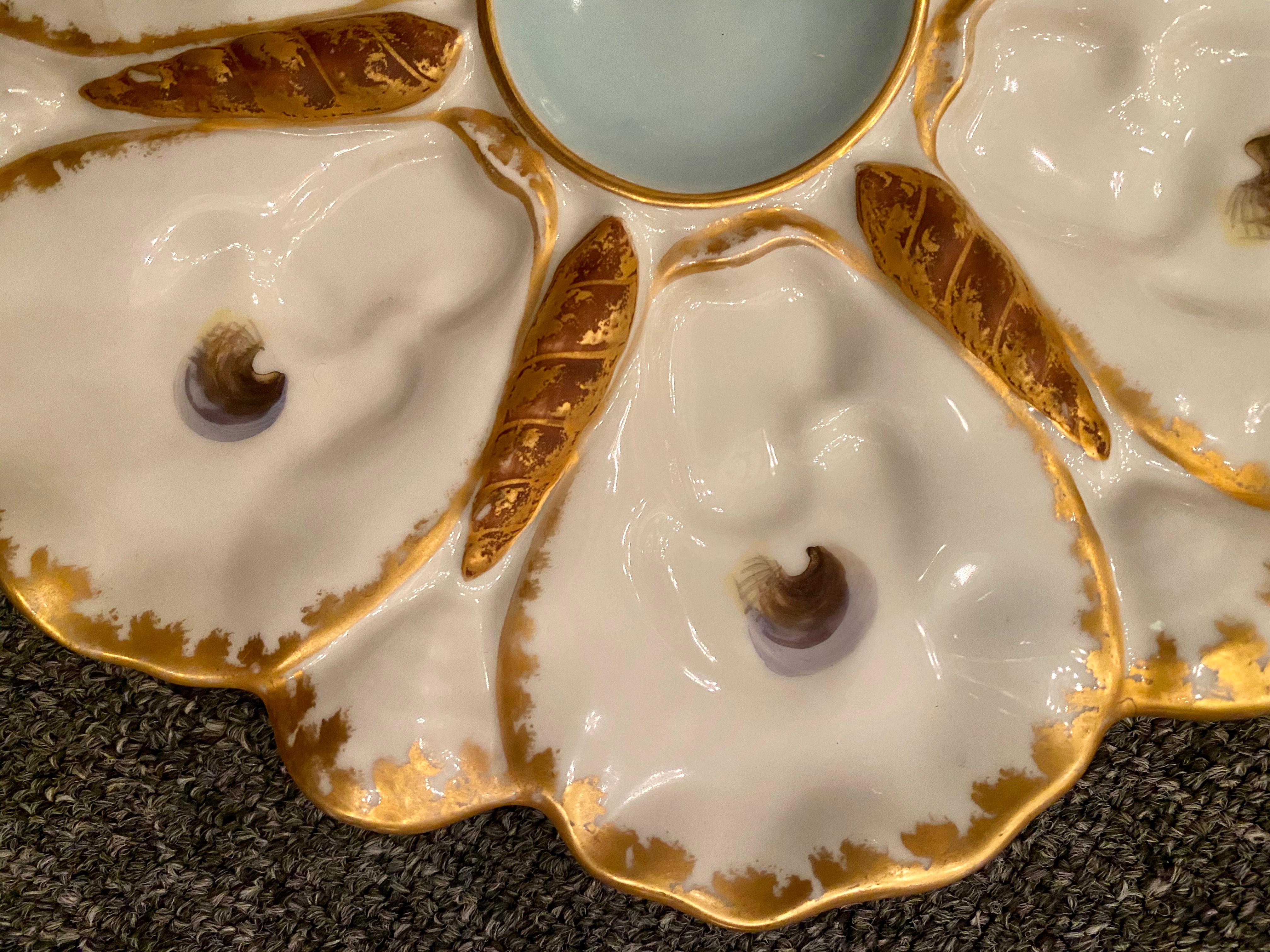 German Hand-Painted Shell Motif Molded Porcelain Oyster Plate, circa 1870 In Good Condition In New Orleans, LA
