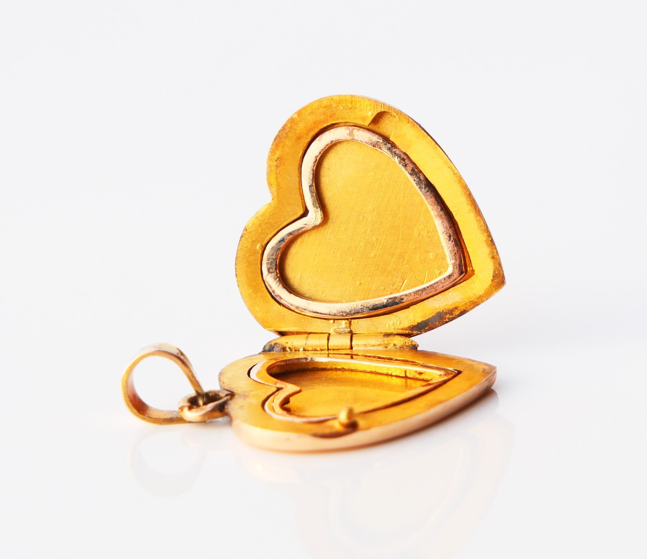 Antico ciondolo tedesco a forma di cuore solido 18K / 5 gr in vendita 4