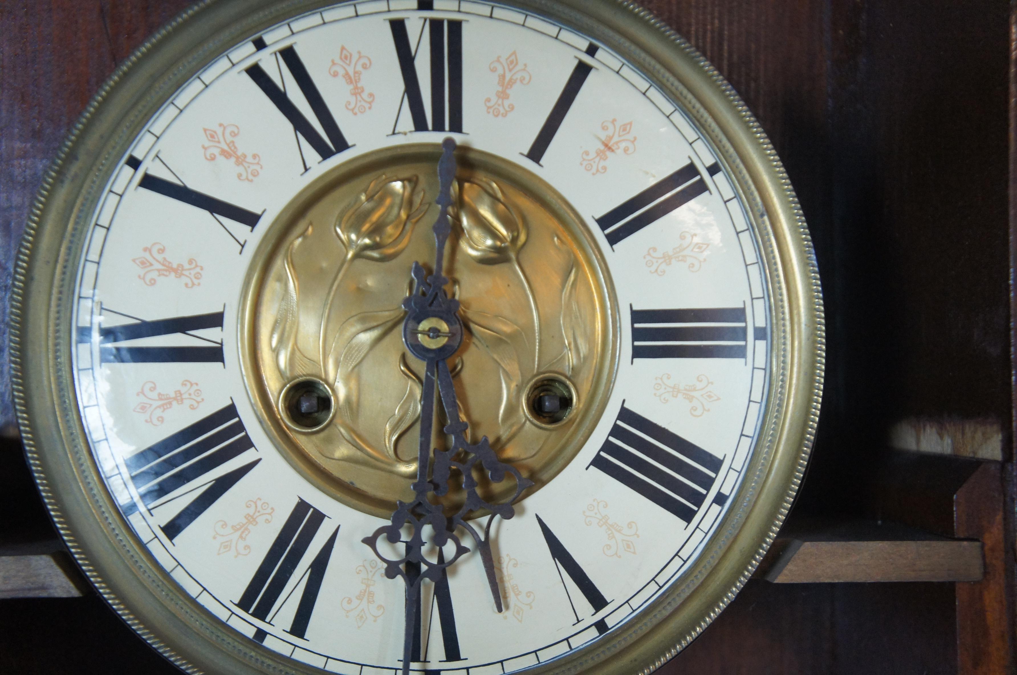 Antike deutsche Junghans Freischwinger Freischwinger-Wanduhr aus Nussbaumholz 1