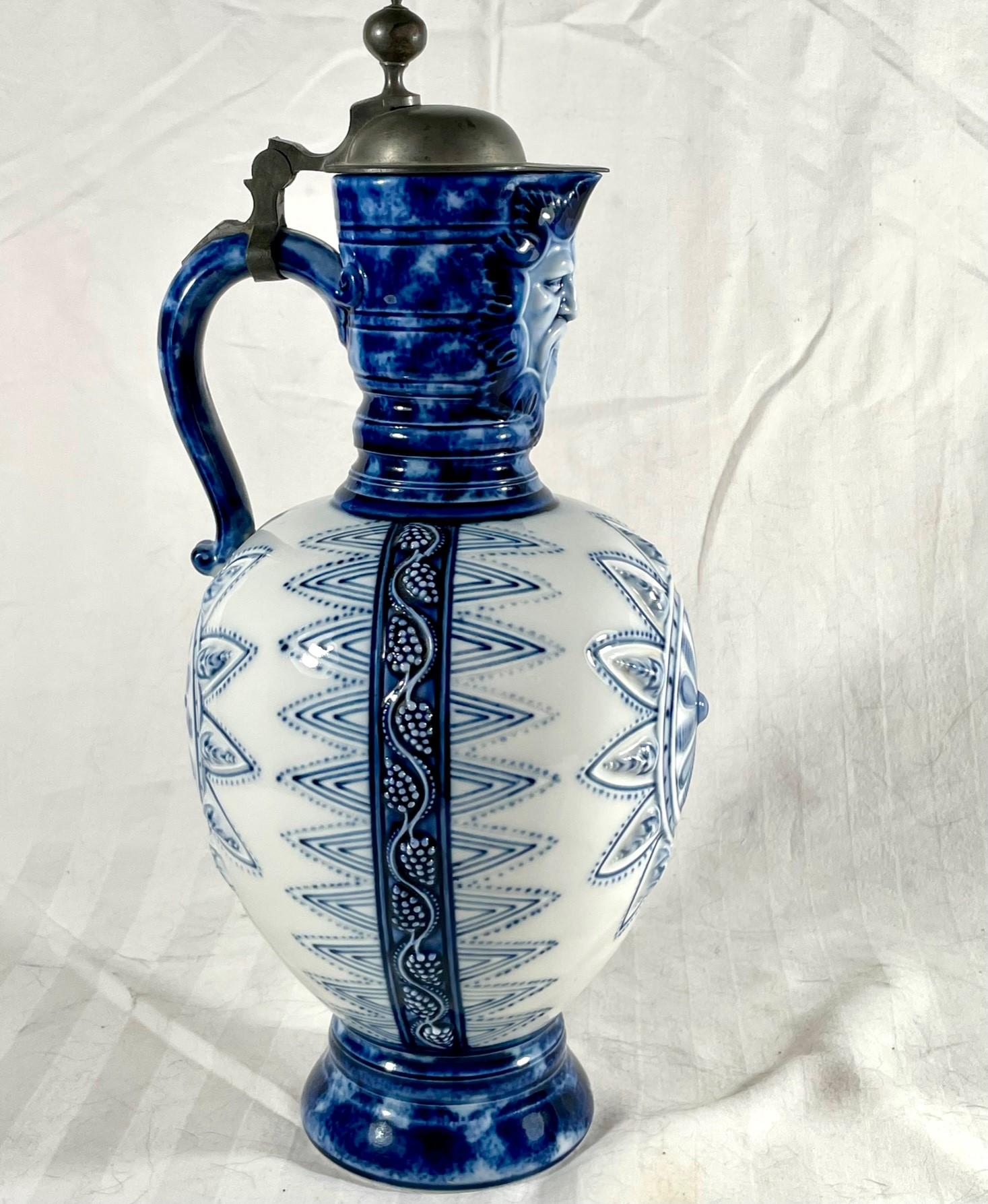 Antike deutsche KPM Porcelain Deckelkrug Bartmann Tankard (Handbemalt) im Angebot