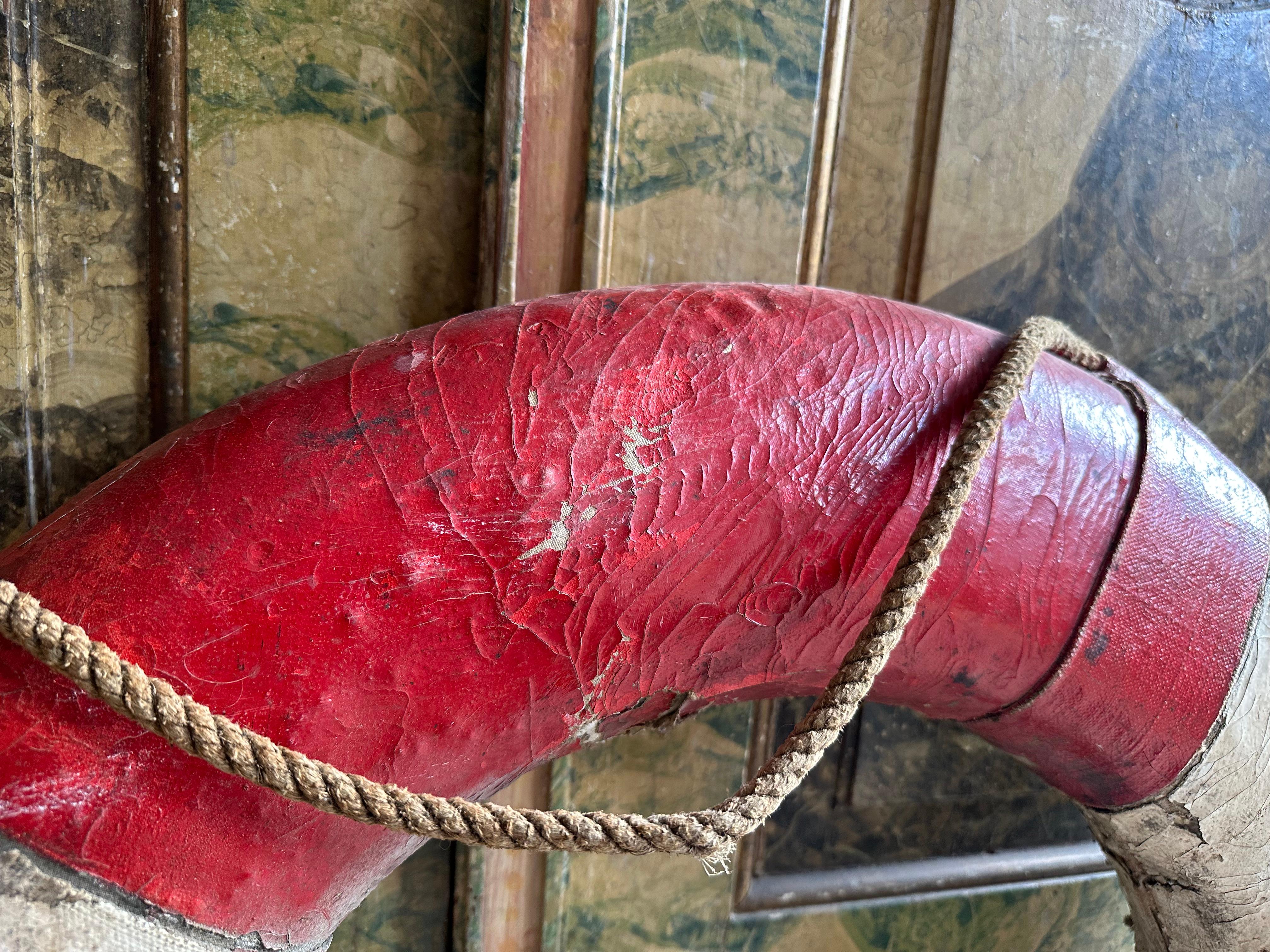 Antike deutsche Rettungsboje mit starker Patina - Anfang 20. (Art déco) im Angebot