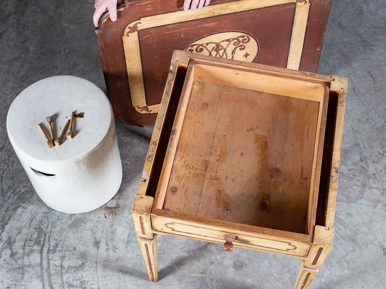 Antique German Louis XVI French Painted Table with Drawer, circa 1790 For Sale 13