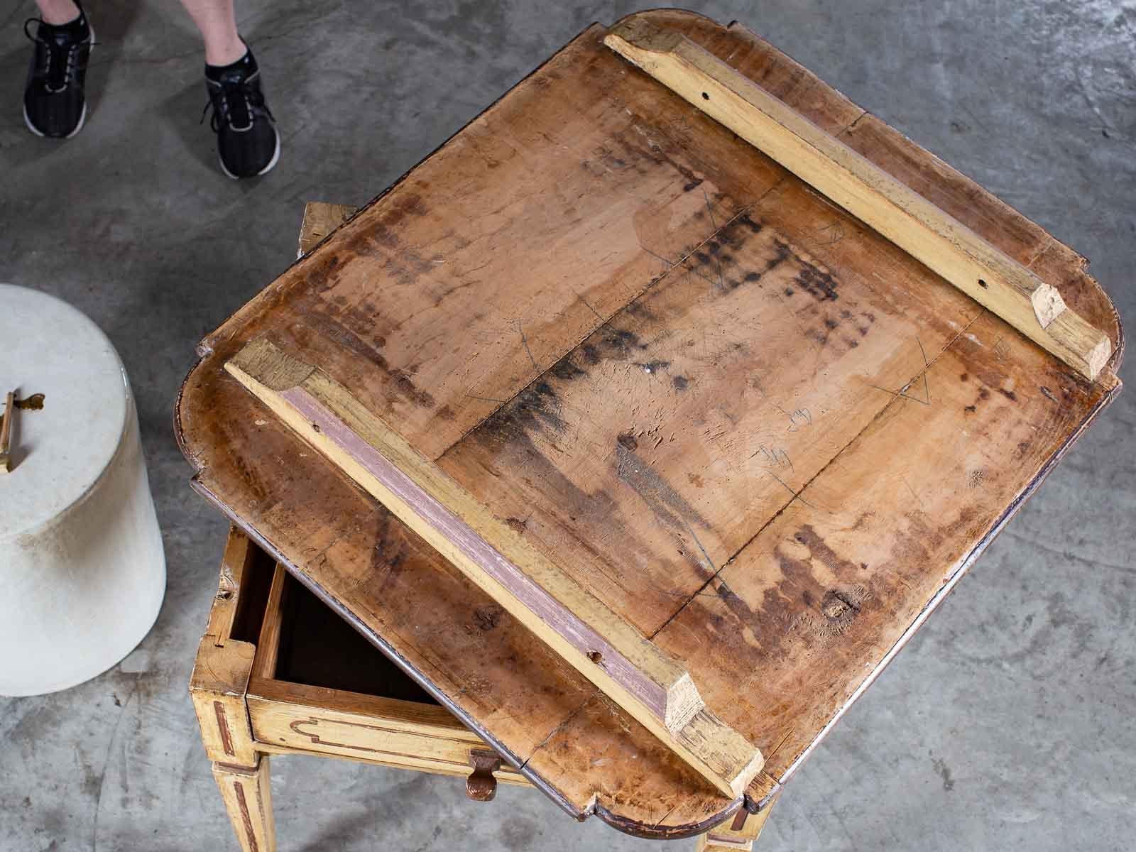 Antique German Louis XVI French Painted Table with Drawer, circa 1790 For Sale 14