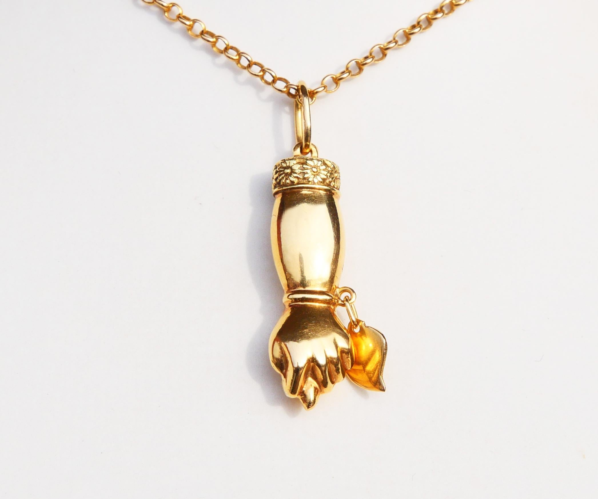 Antiguo Colgante Alemán Mano Fico macizo 18K / 2,66 gr Retro en venta
