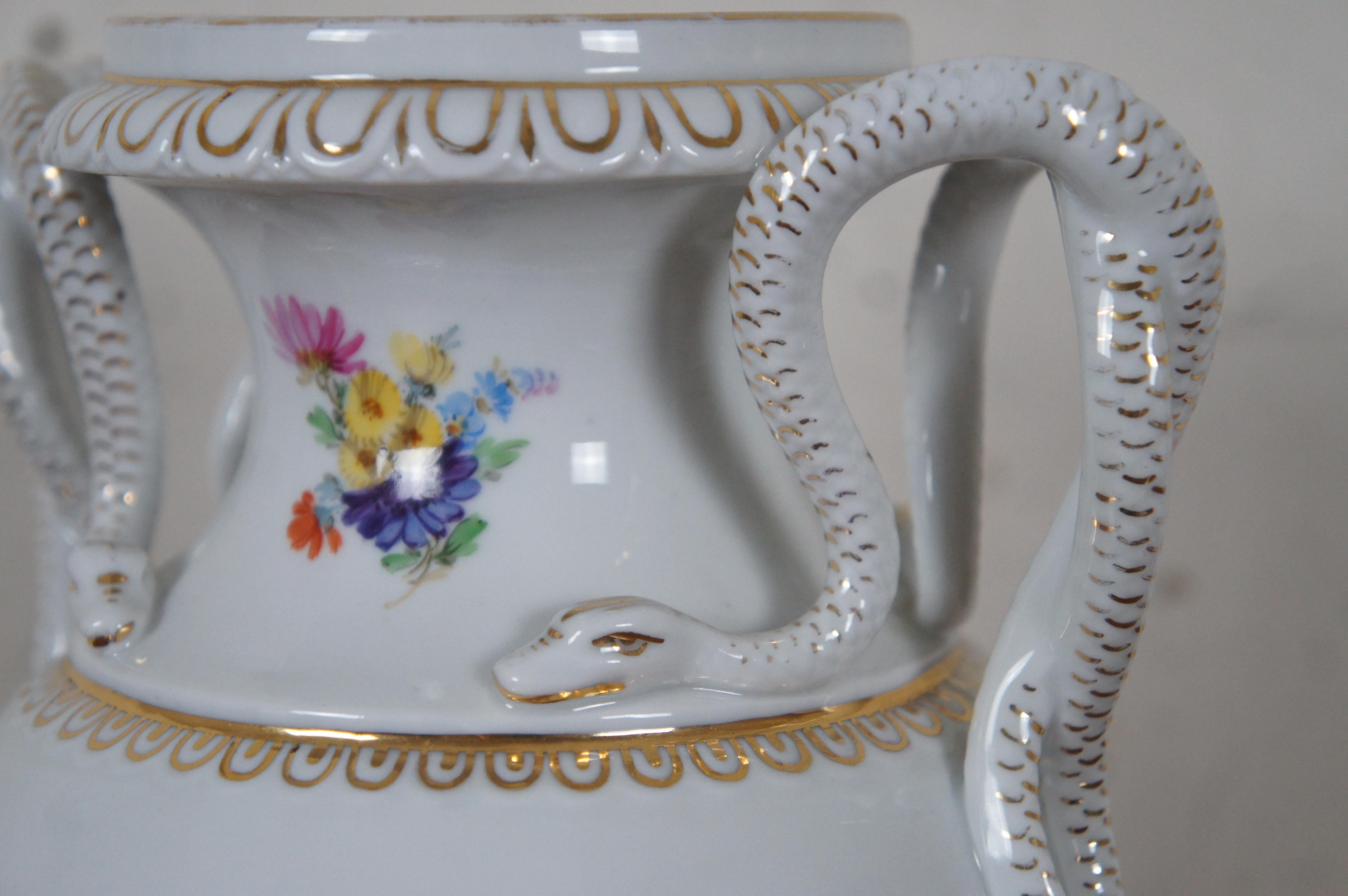 Antike deutsche Meissen Dresden Porcelain Schlange Griff Mantel Urne Vase 12
