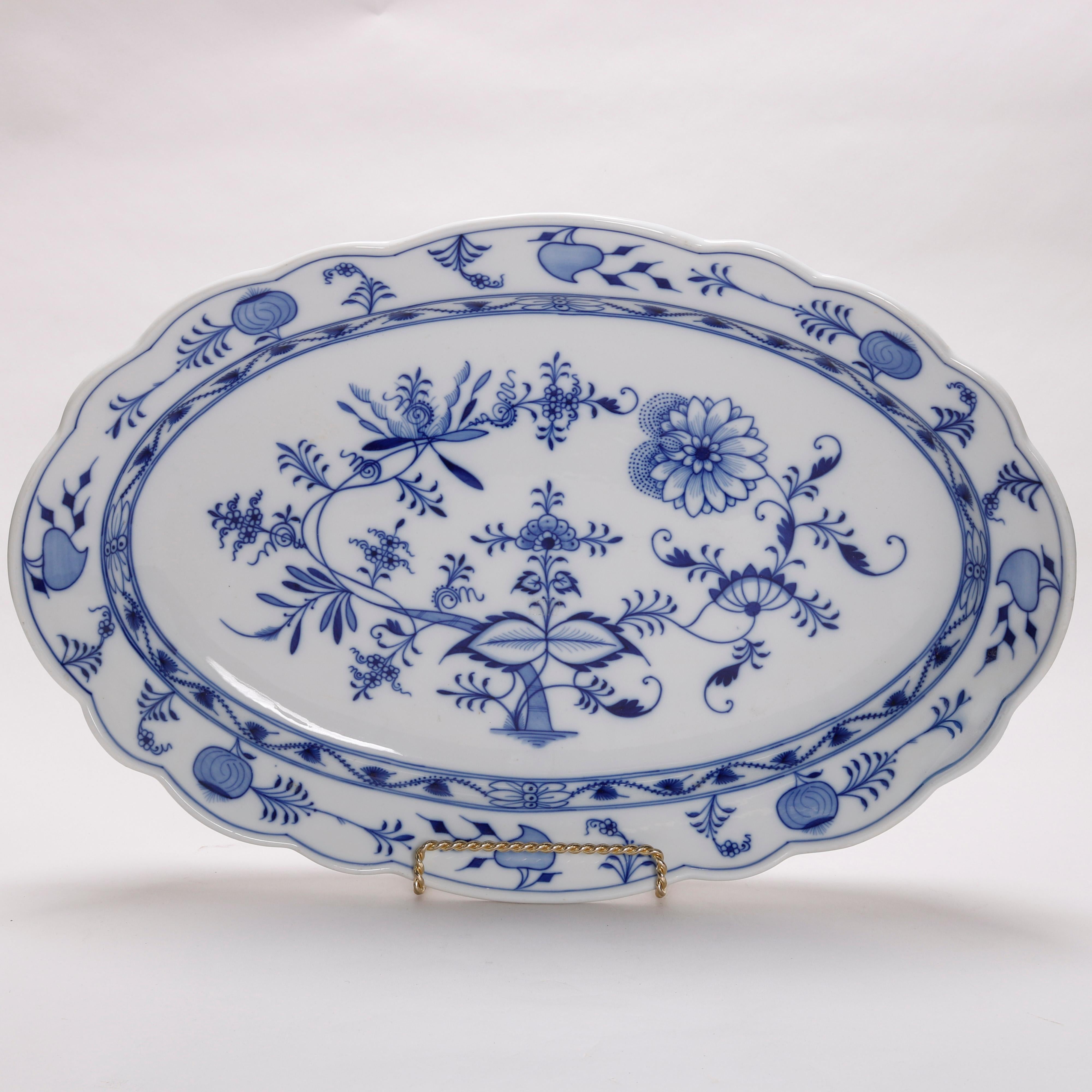 20th Century Antique German Meissen Porcelain Blue Onion Platter, circa 1900