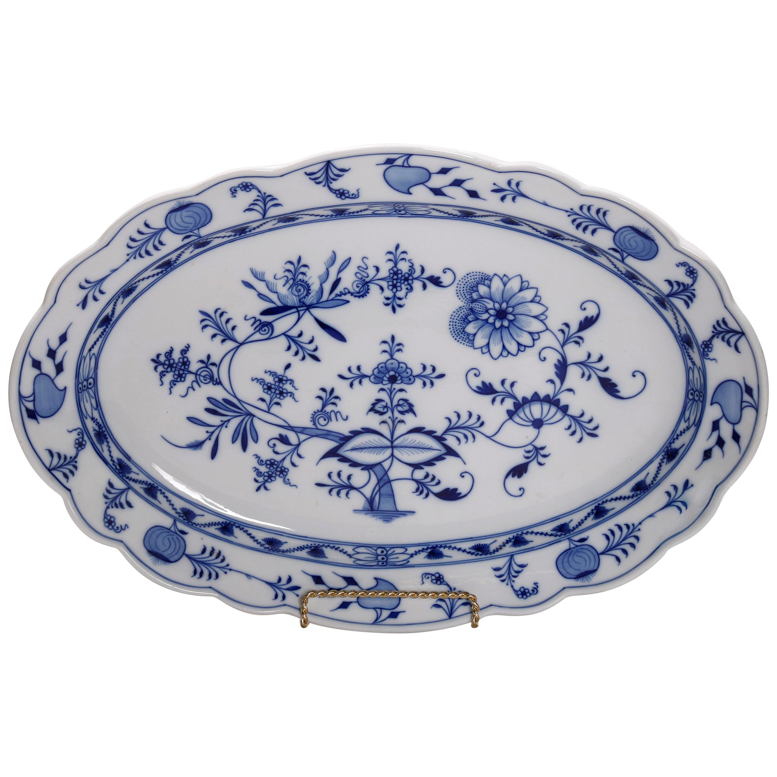 Antique German Meissen Porcelain Blue Onion Platter, circa 1900