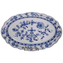 Antique German Meissen Porcelain Blue Onion Platter, circa 1900