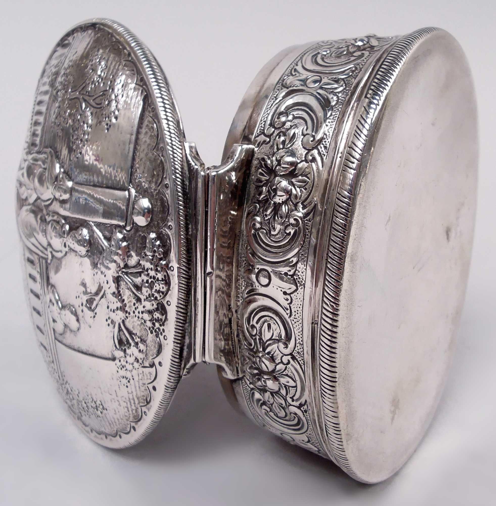 Antique German Neoclassical Silver Trinket Box For Sale 3