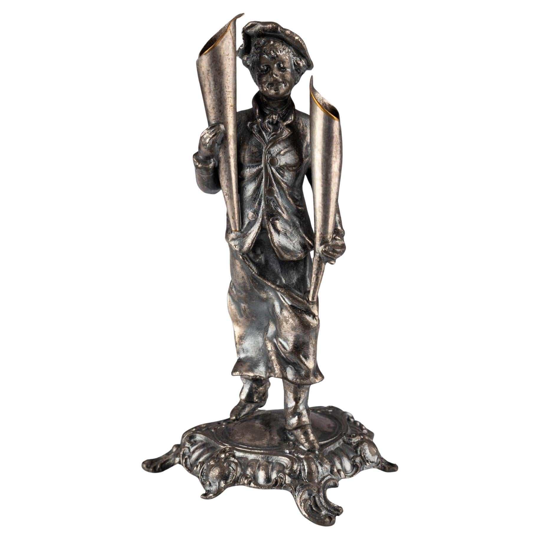 Antiguo portalápices figurativo alemán de metal oxidado de WMF, circa 1900
