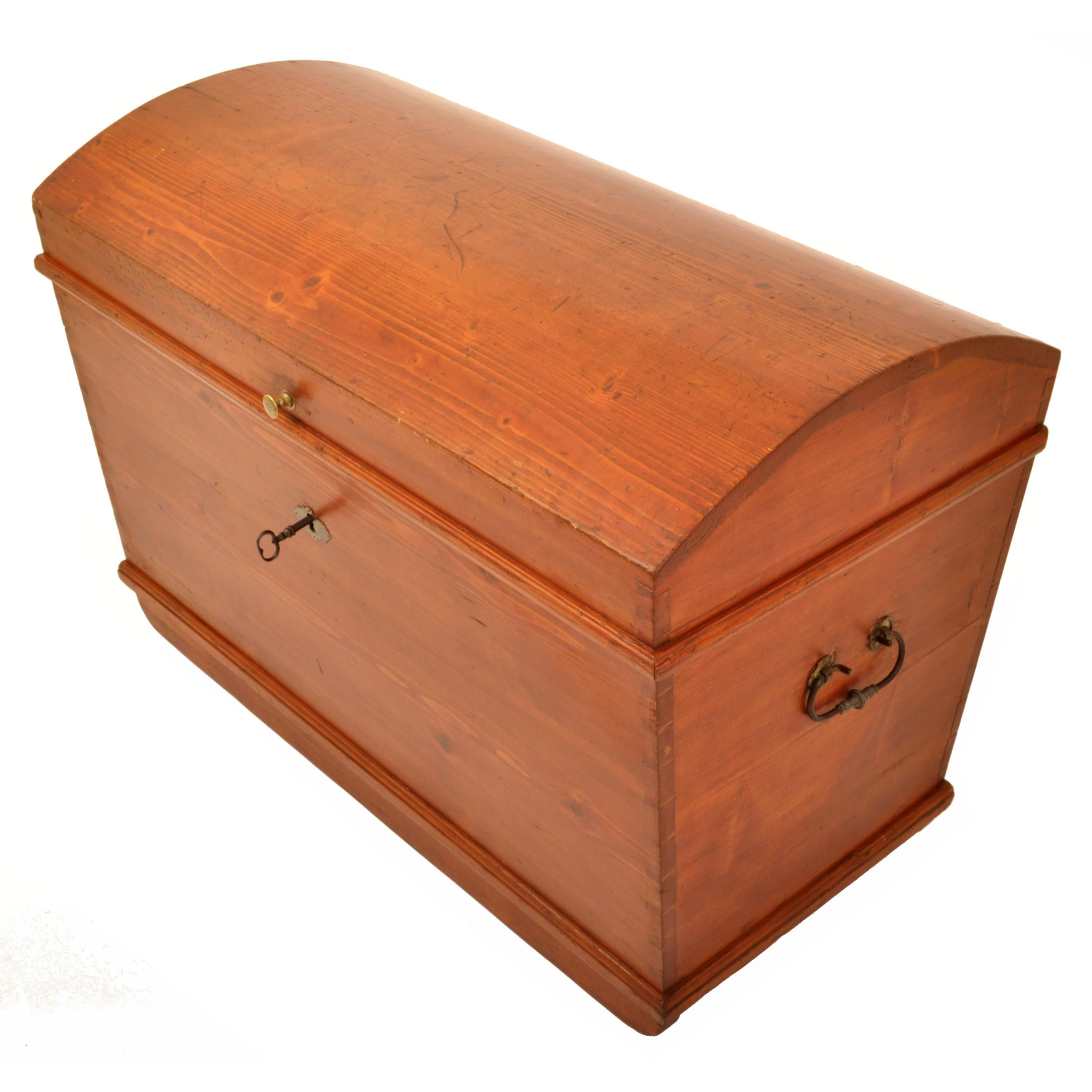 Mid-19th Century Antique German Painted Pine Immigrant Dome Top Blanket Chest Trunk Box, 1850