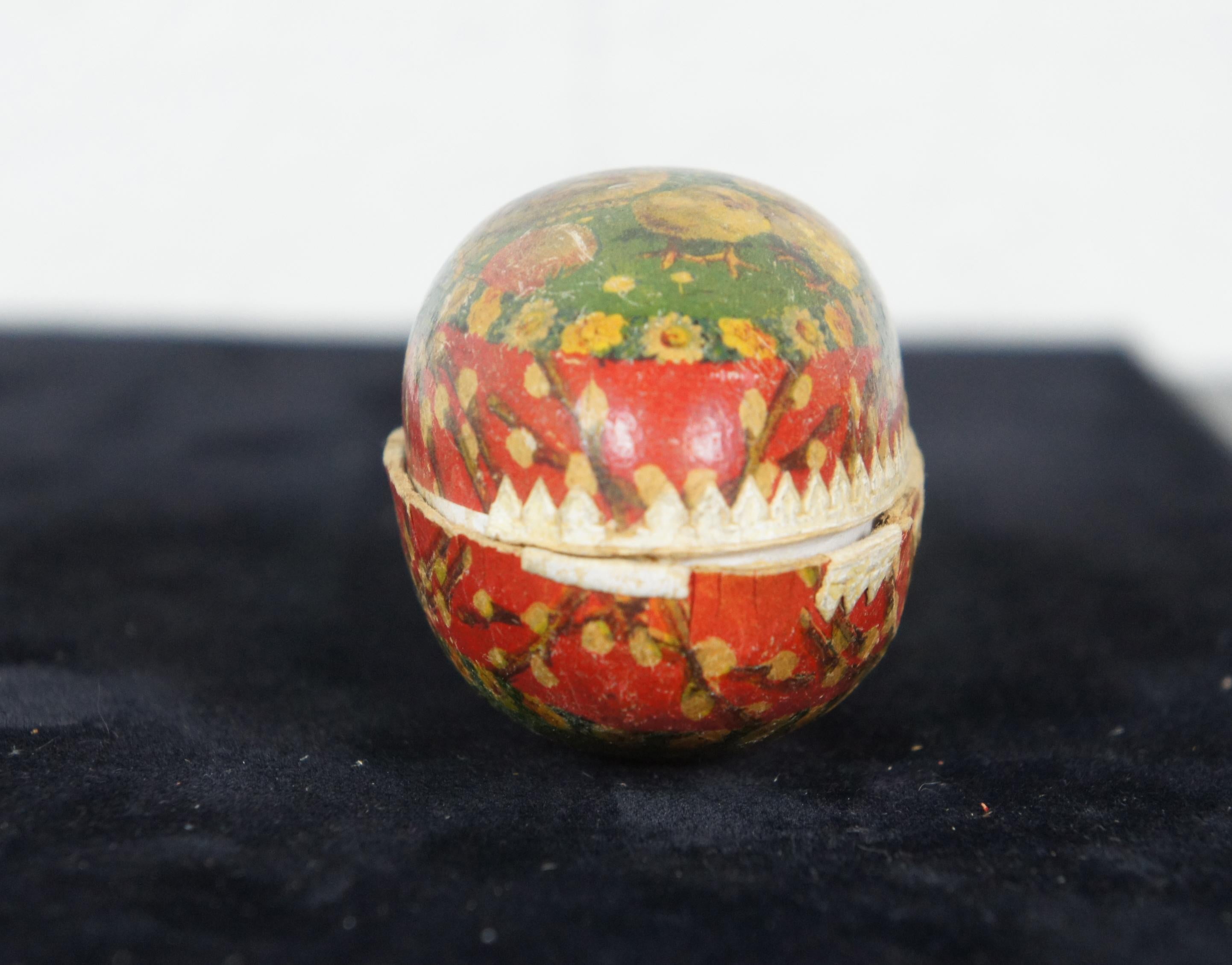 20th Century Antique German Paper Mâché Easter Egg Candy Container Rabbits Chicks Flowers