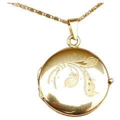 Antique German Picture Locket Pendant solid 18K Yellow Gold / 5.2 gr