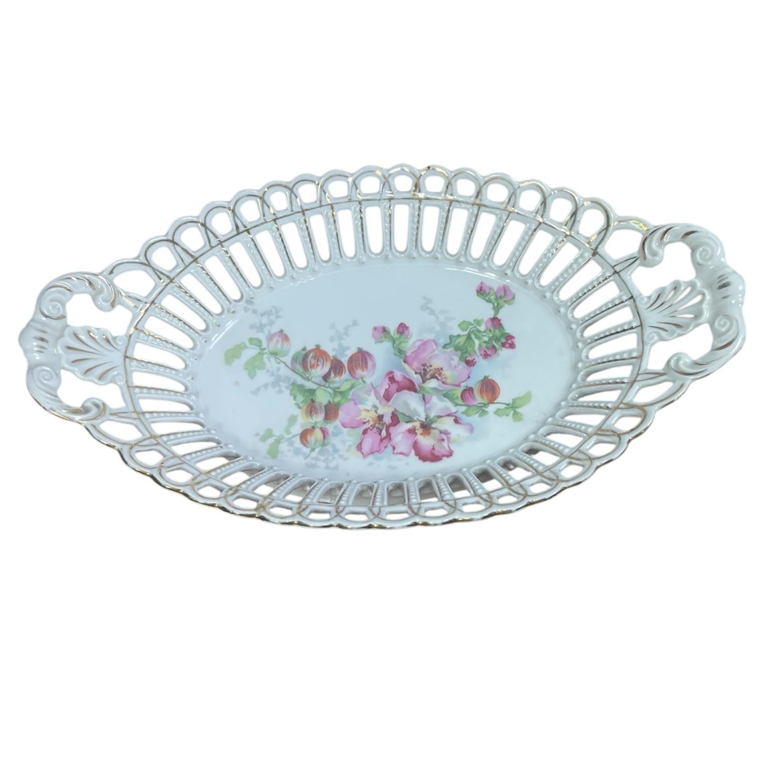 Antiguo plato de porcelana alemana para servir fruta en Bueno estado para la venta en Ciudad Autónoma Buenos Aires, AR