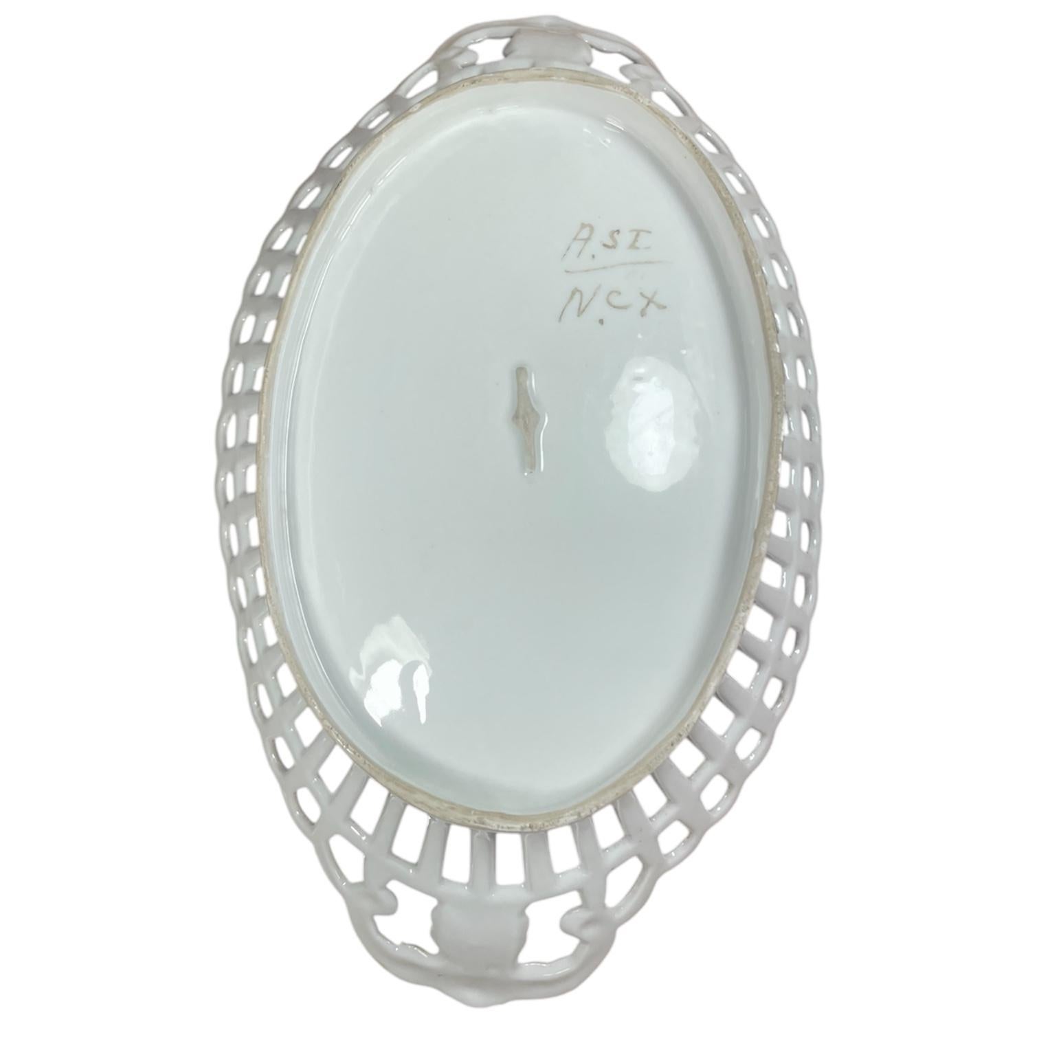 Antiguo plato de porcelana alemana para servir fruta Porcelana en venta
