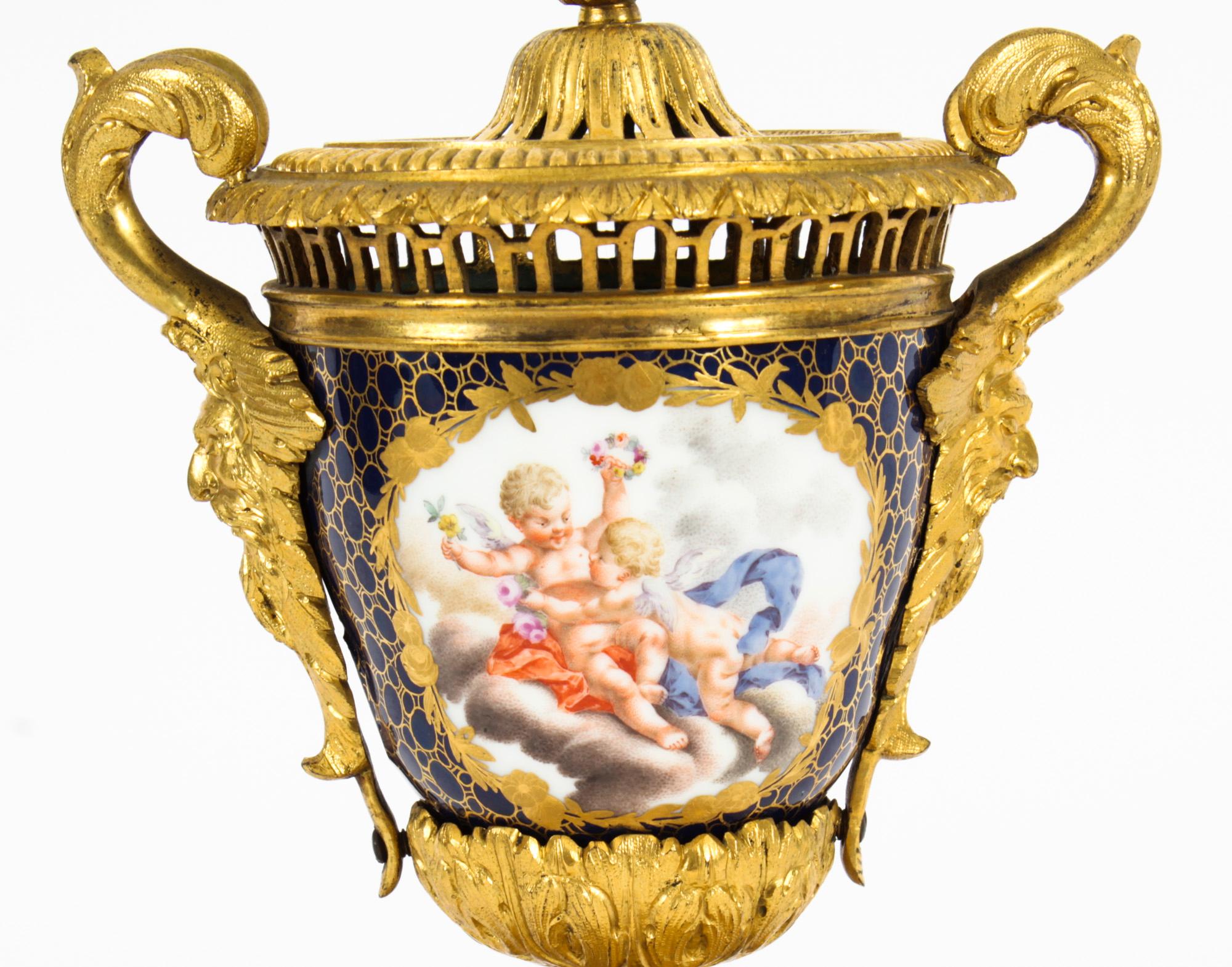 Antique German Porcelain Ormolu Mounted Pot Pourri Vase 19th C In Good Condition In London, GB