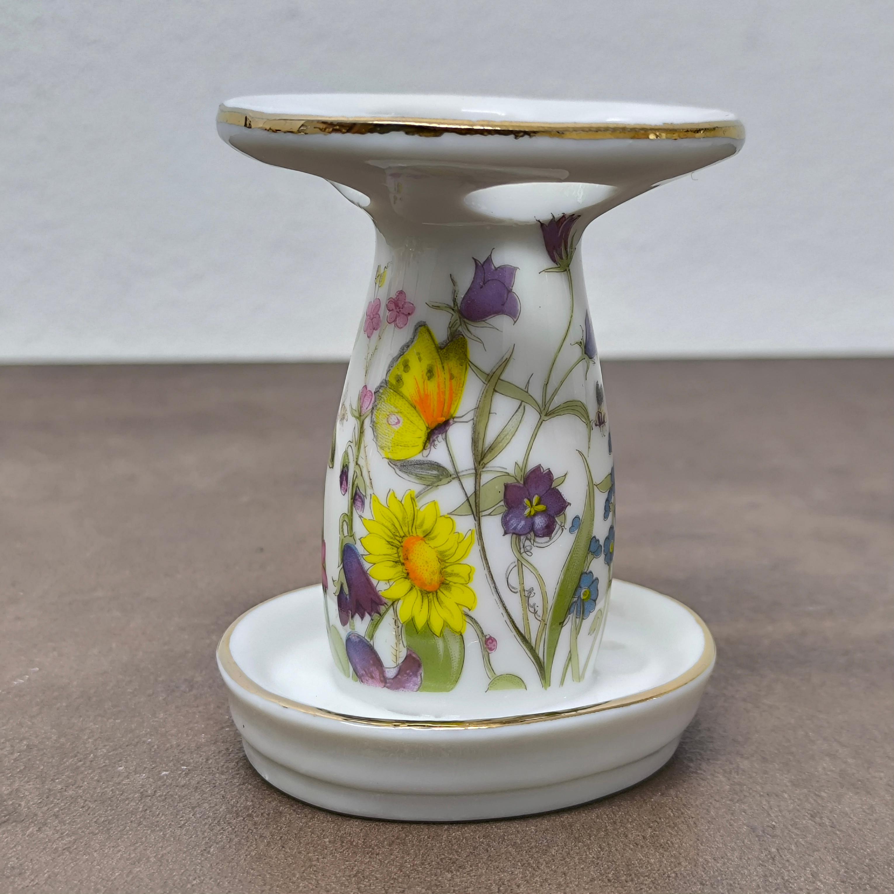 Ancien porte-sel et poivre en porcelaine allemande et vase à fleurs - Cadeau prêt à l'emploi en vente 3
