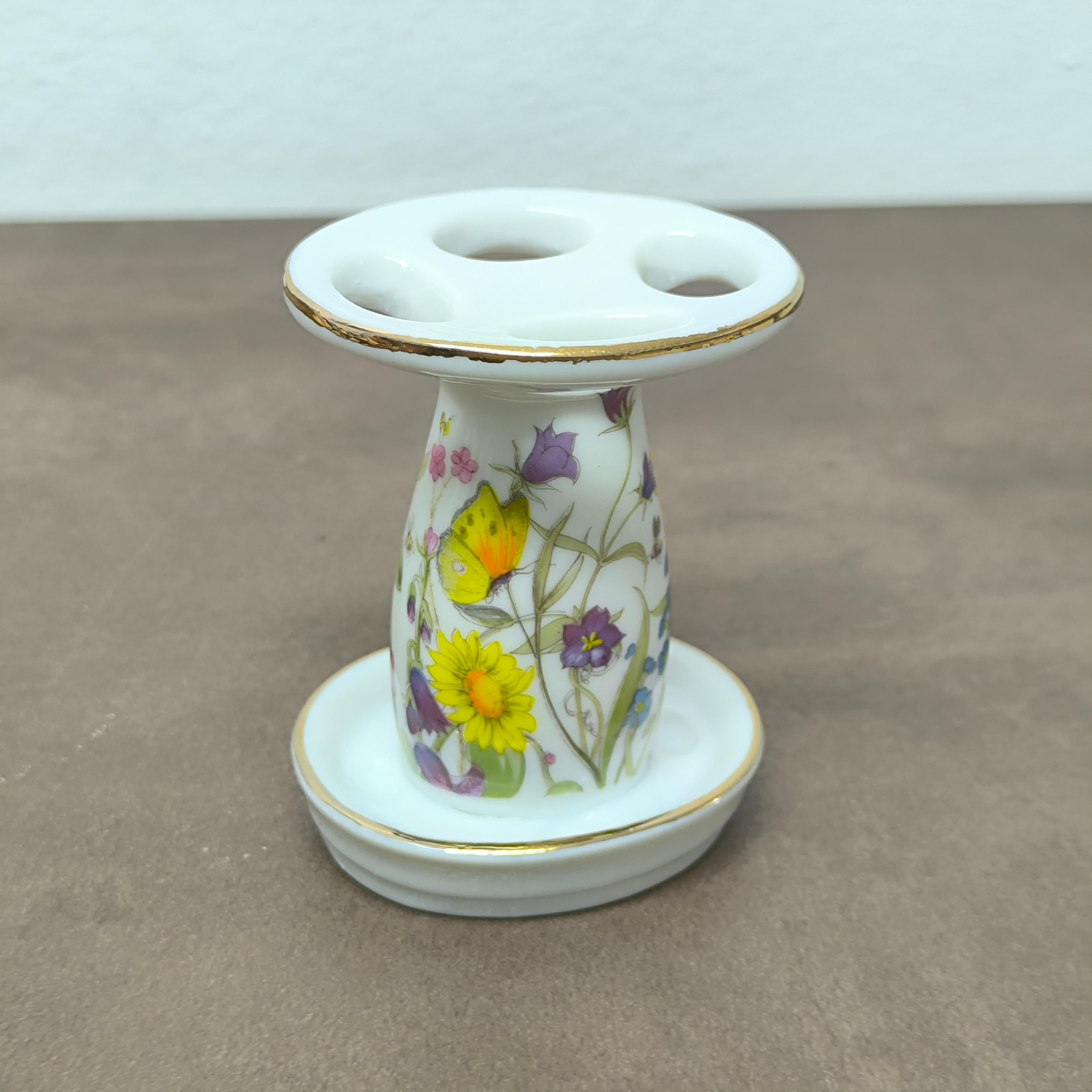 Ancien porte-sel et poivre en porcelaine allemande et vase à fleurs - Cadeau prêt à l'emploi en vente 4