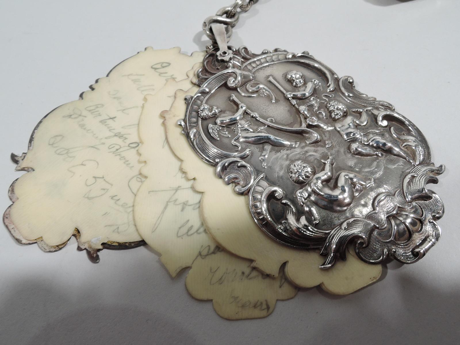 Antike deutsche Damen- Chatelaine aus Silber im Renaissance-Revival-Stil 2