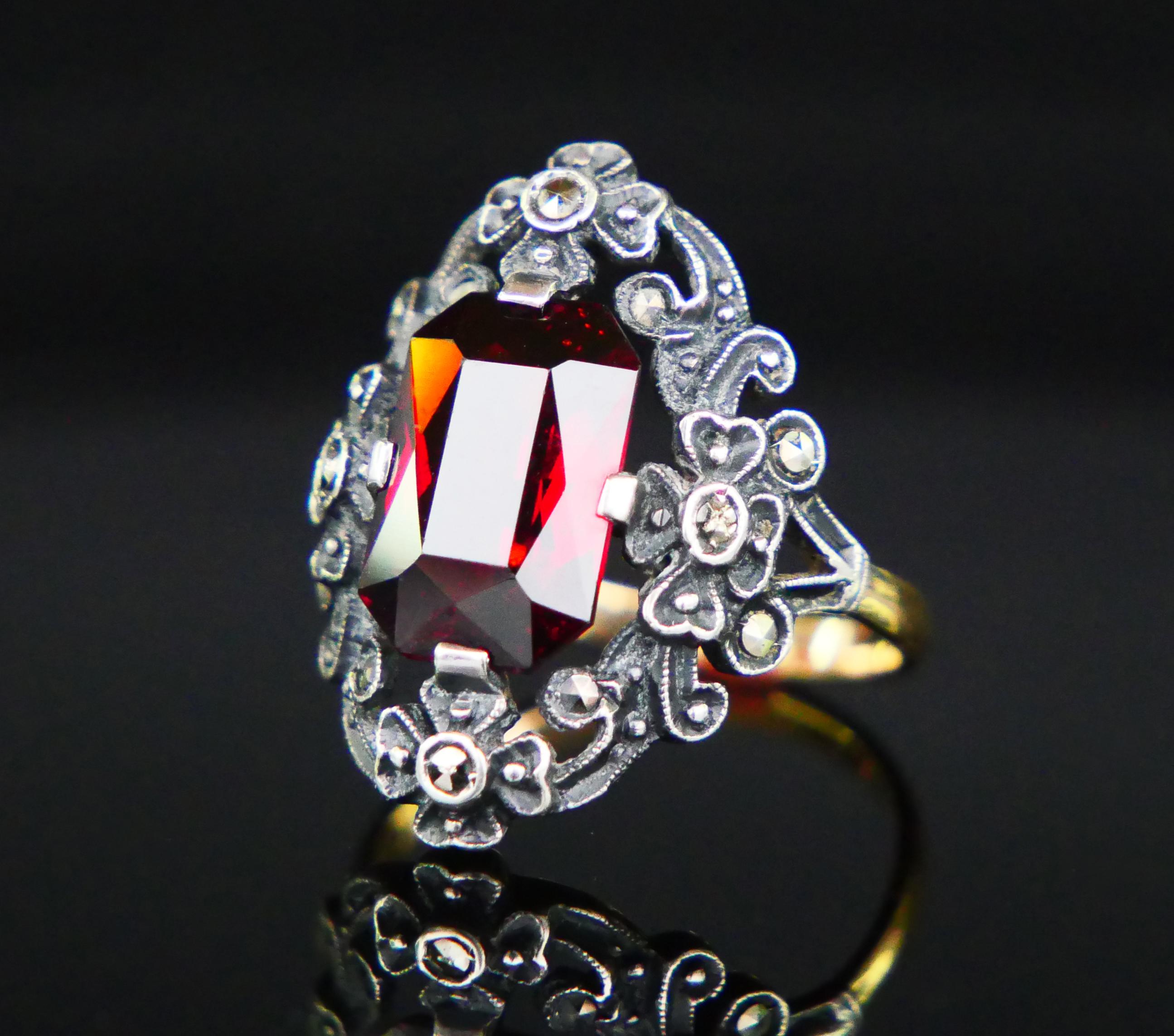Women's Antique German Ring Garnet solid 18K Gold Silver Ø 5.25 US/ 3.9 gr For Sale