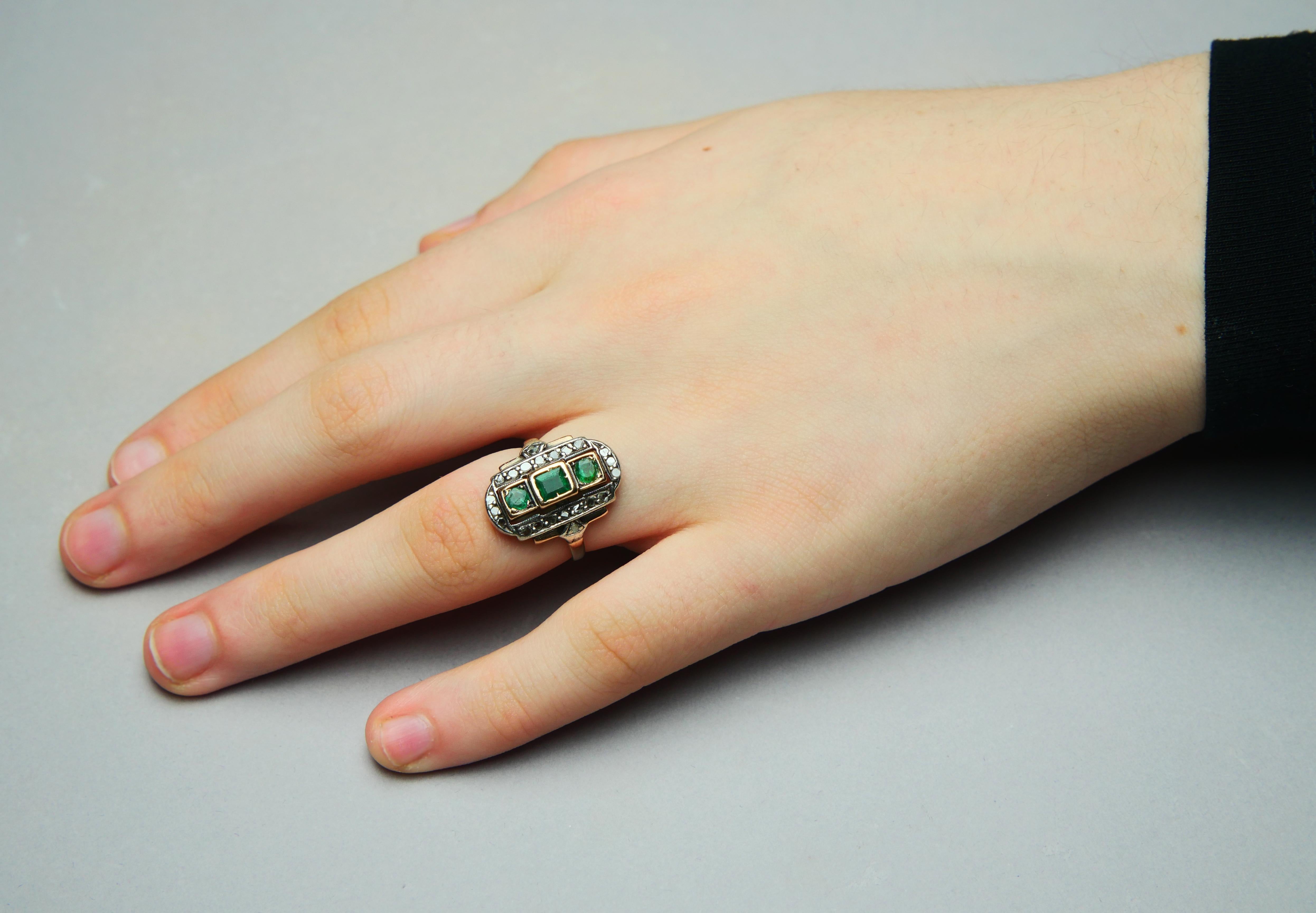 Antique German Ring natural Emeralds Diamonds 14K Rose Gold Ø US 5.5/4.6g For Sale 2