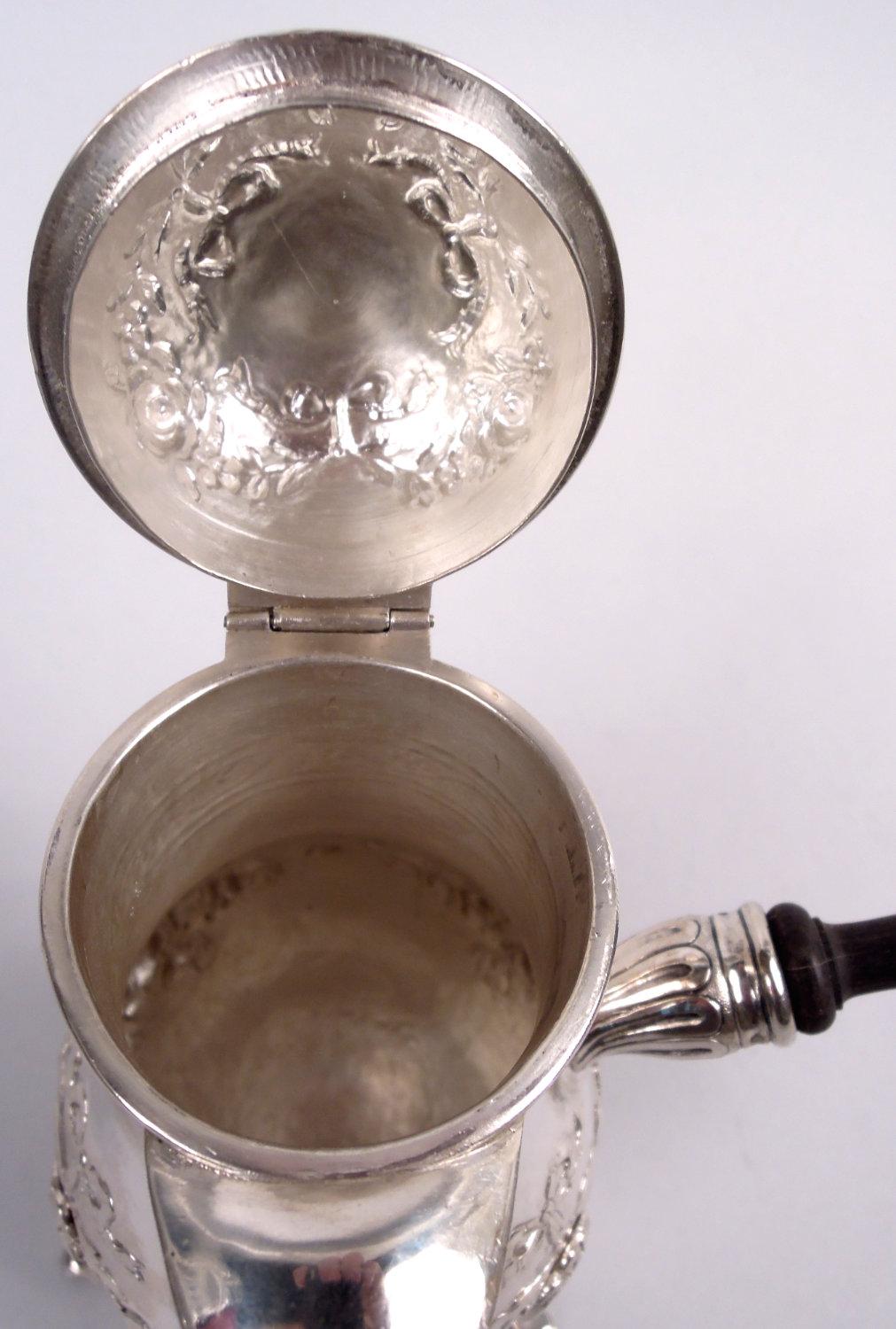 Antigua cafetera rococó alemana de plata en Bueno estado para la venta en New York, NY