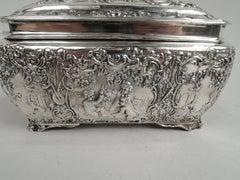 Antiguo cofre rococó alemán de plata para recuerdos