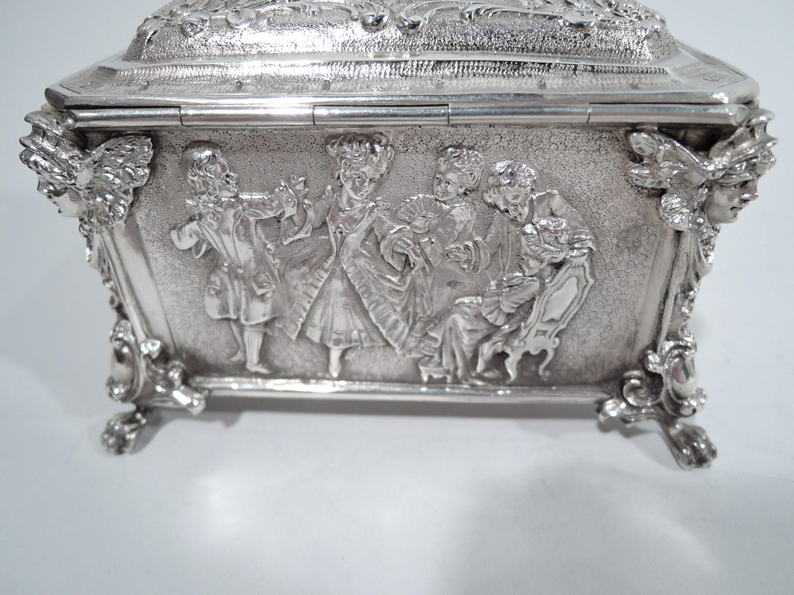 Antique German Rococo Silver Trinket Box In Excellent Condition In New York, NY