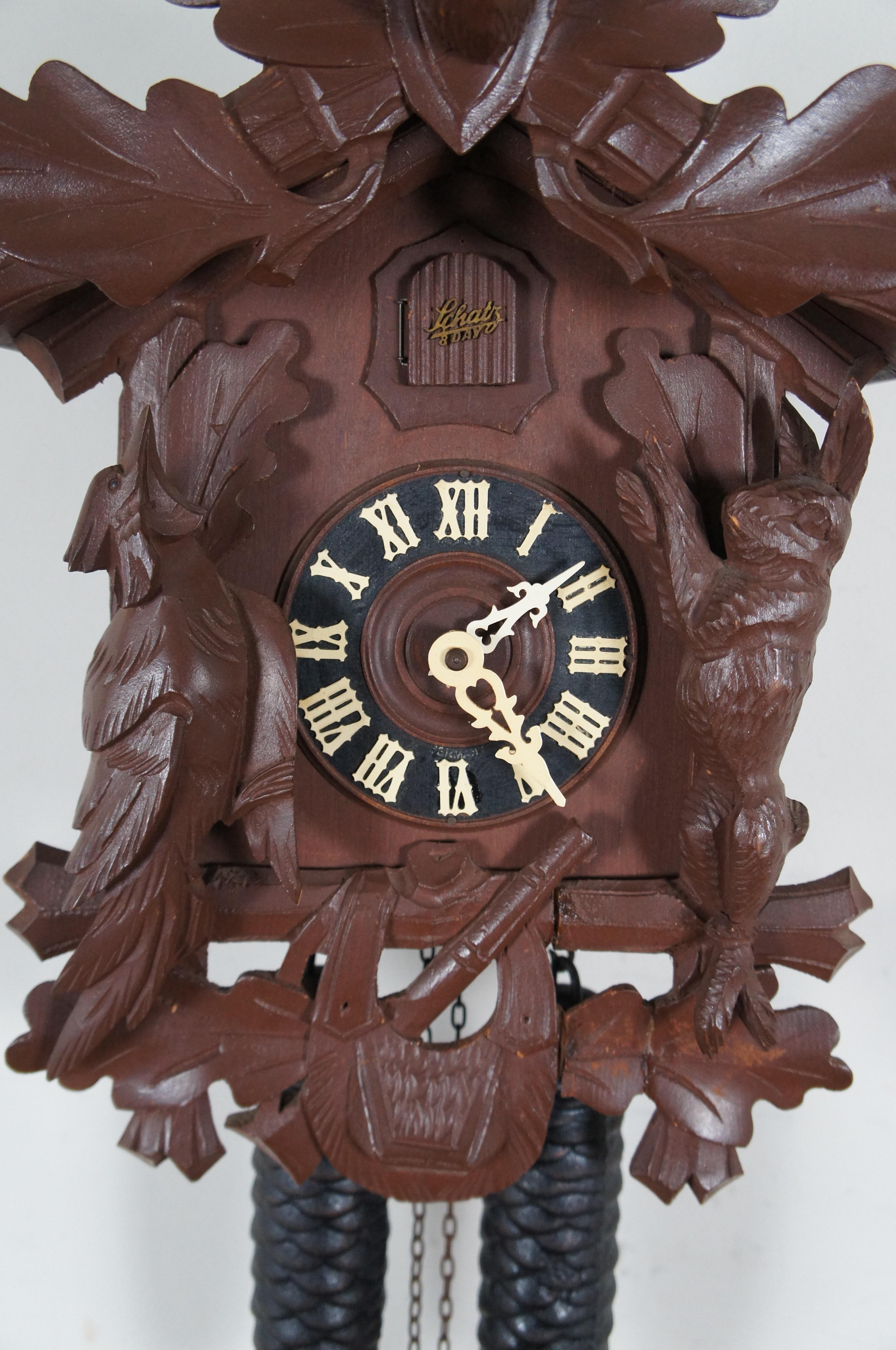 20ième siècle Horloge allemande ancienne Schatz & Sohne Black Forest 8 Day Stag Hunt Cuckoo de 17 pouces