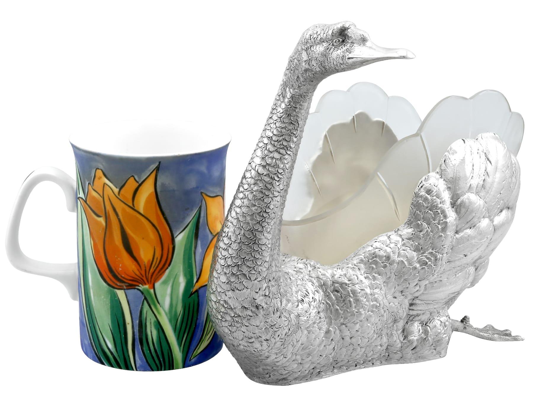 glass swan bowl
