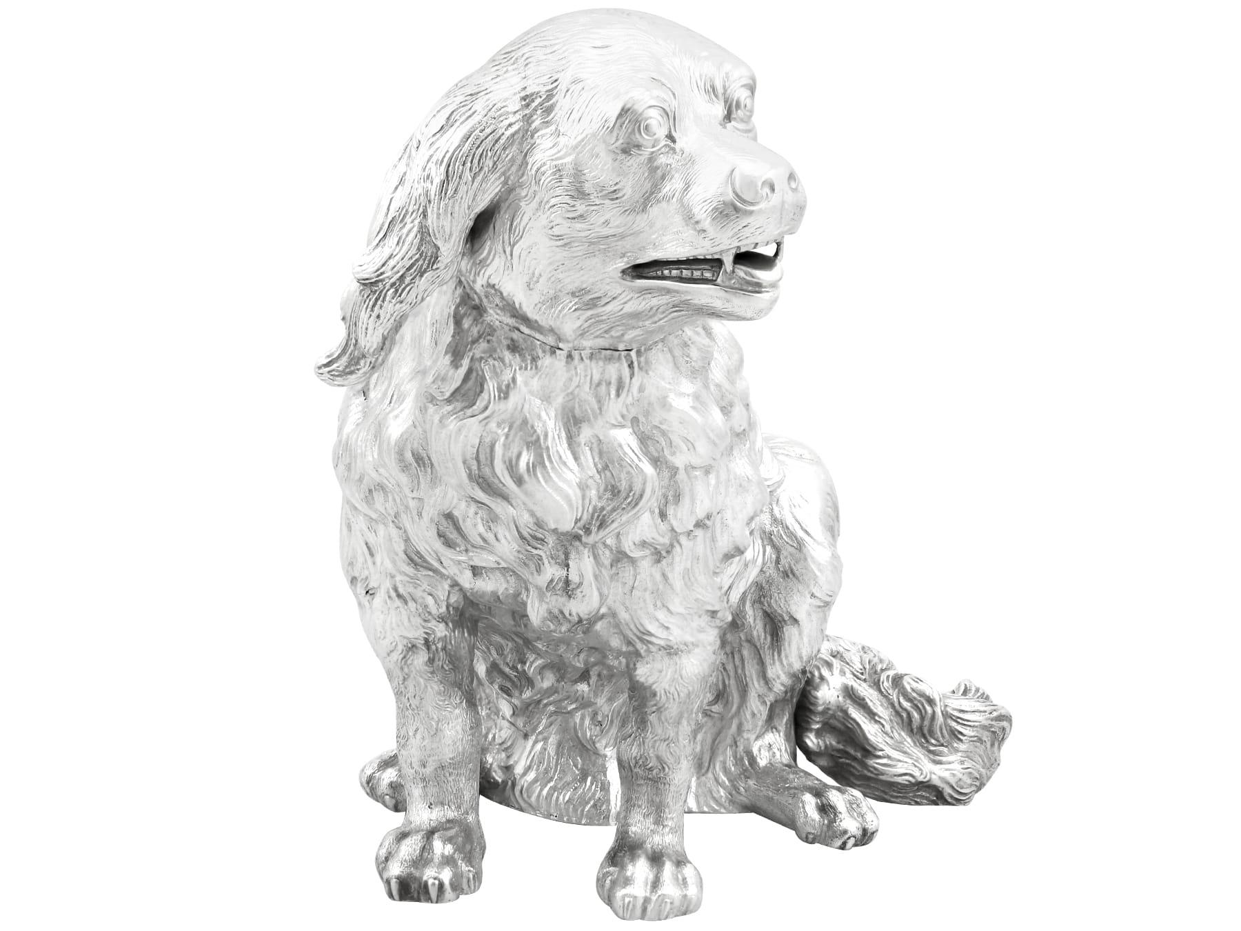 Antica zuccheriera tedesca d'argento a forma di cane Circa 1890 In condizioni ottime in vendita a Jesmond, Newcastle Upon Tyne