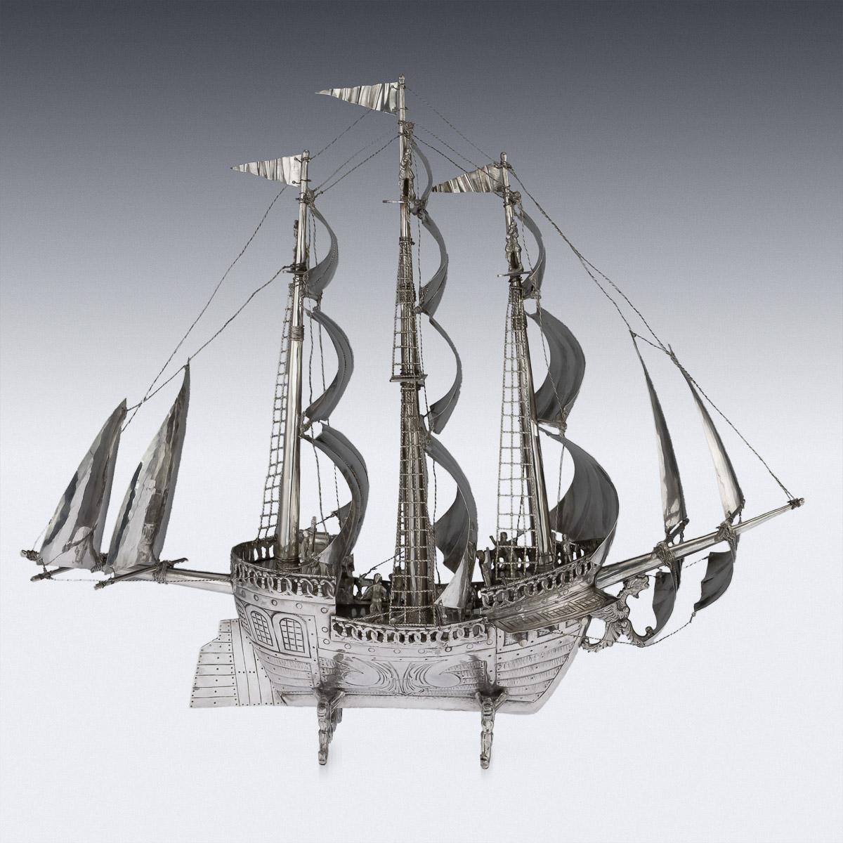 Antique German Solid Silver Impressive Large Neff Galleon Ship, circa 1930 In Good Condition In Royal Tunbridge Wells, Kent