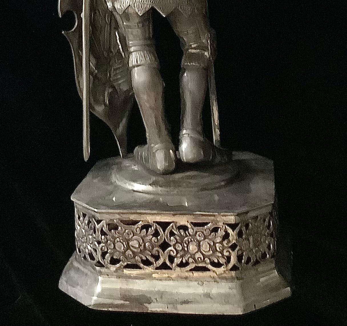 Antique German Solid Silver Knight Figure, Hanau, circa 1900 3