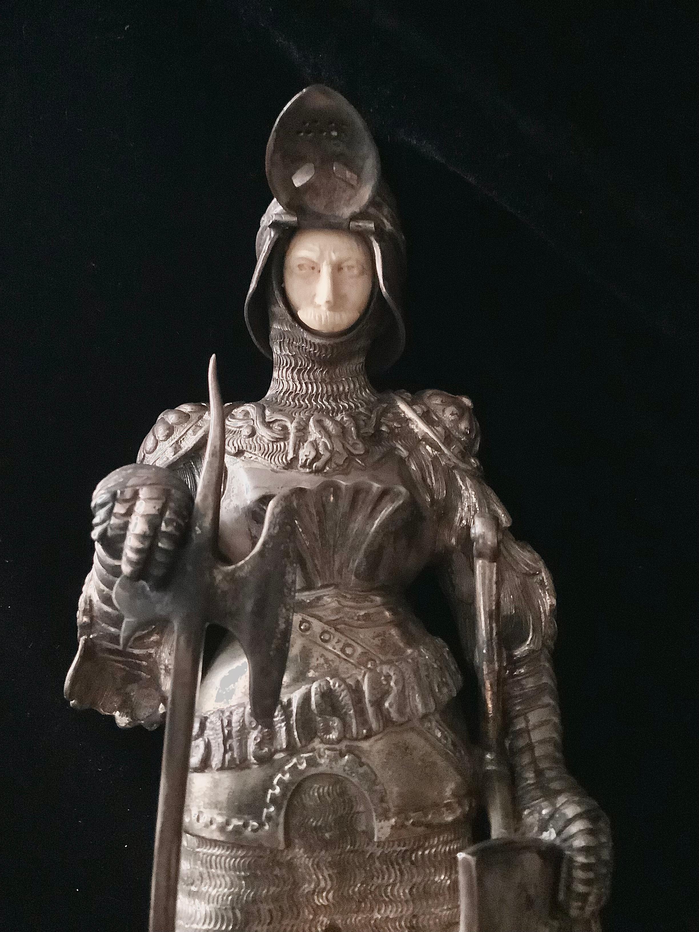 Antique German Solid Silver Knight Figure, Hanau, circa 1900 1