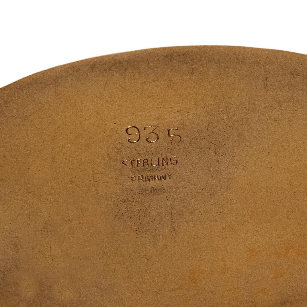 Antiguo estuche de rapé alemán de plata dorada con grabado floral 1880 en venta 11