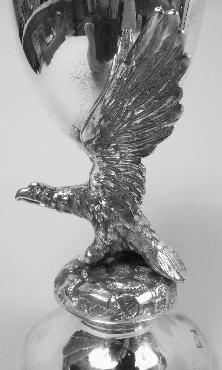 Antigua copa alemana de plata de ley con águila imperial siglo XX en venta