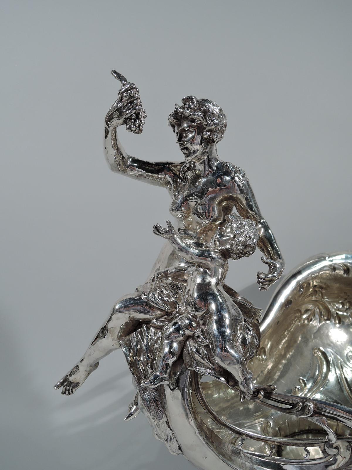 Antique German Sterling Silver Venus & Cupid Centerpiece Bowl In Excellent Condition In New York, NY