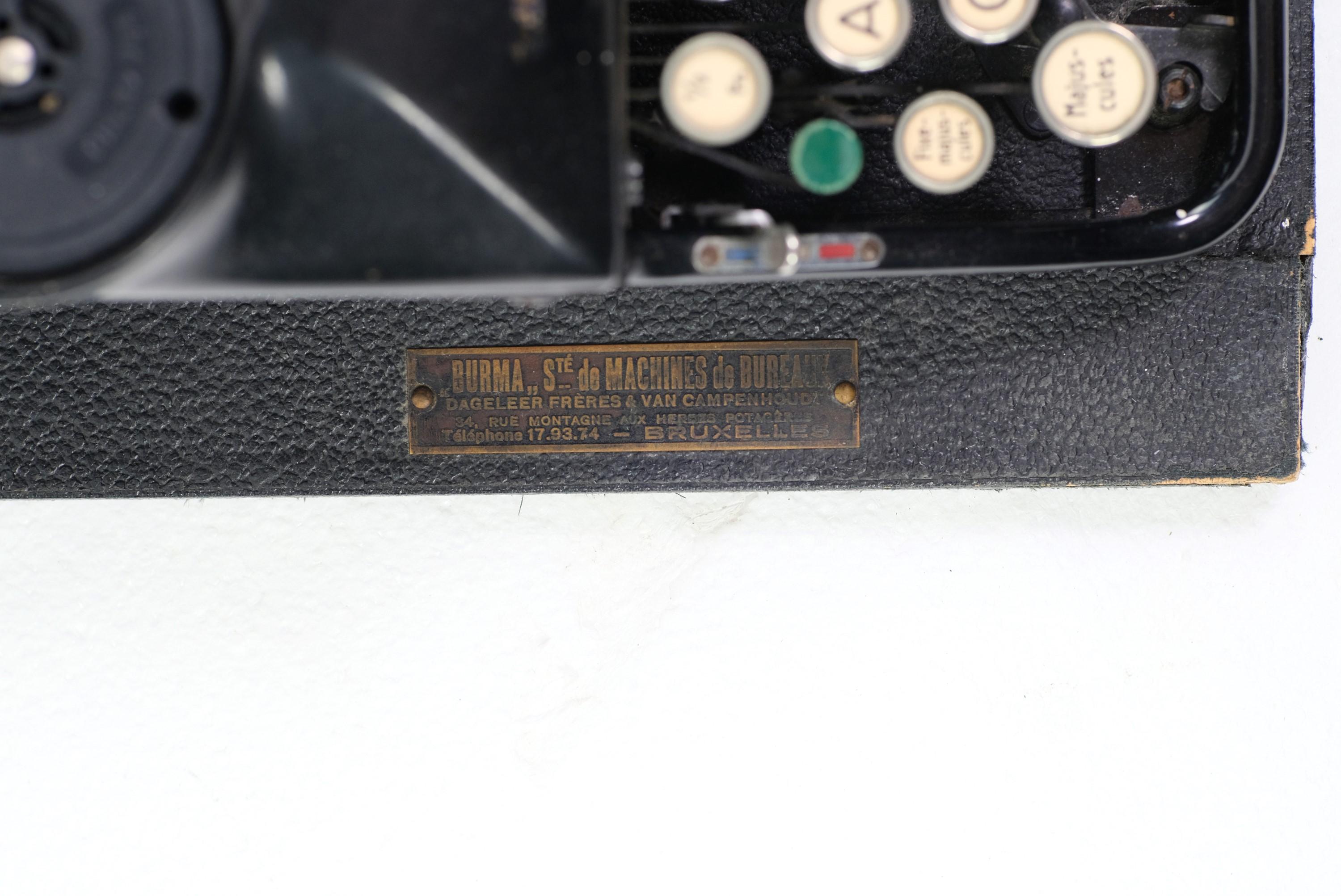 pictures of typewriter